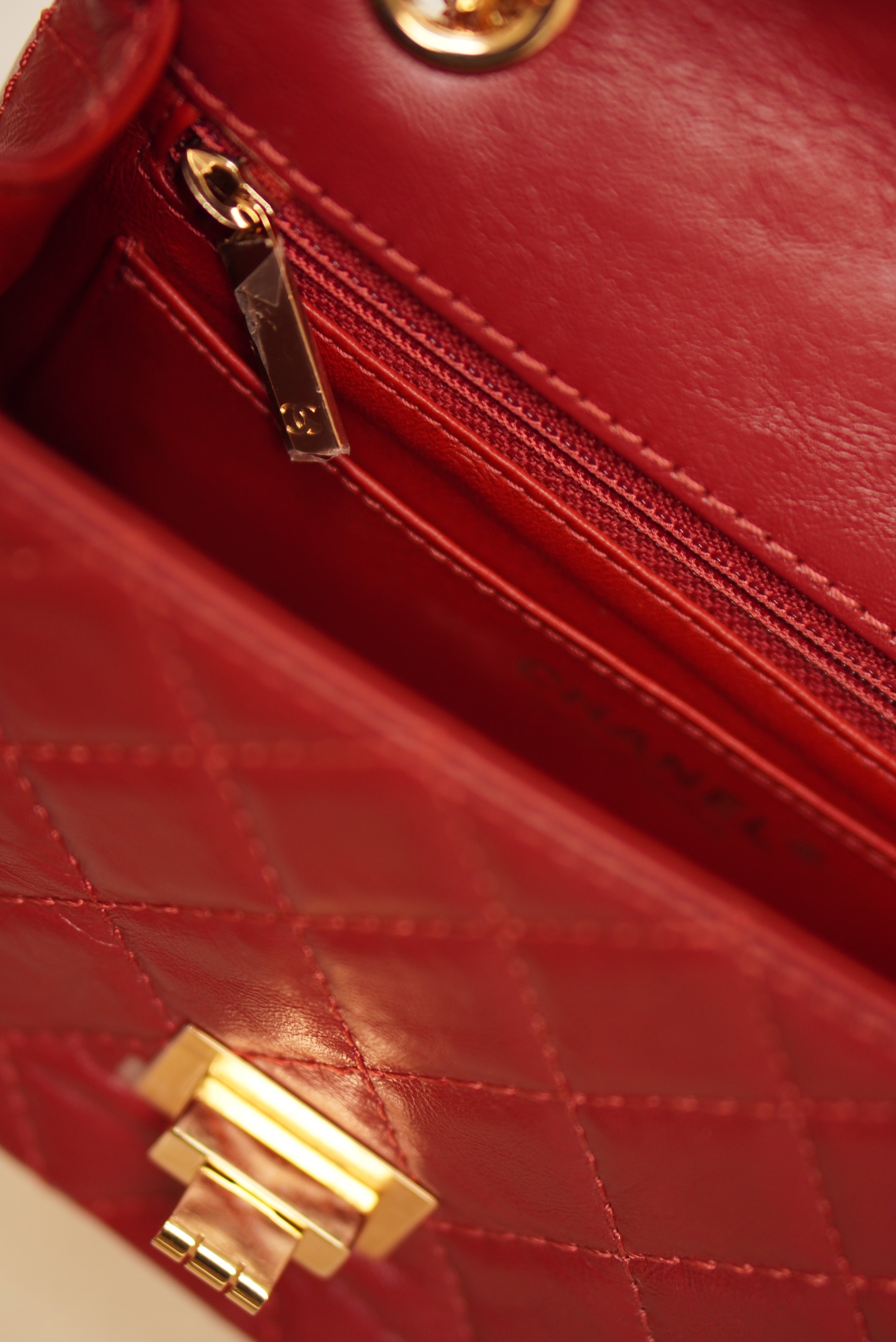 CHANEL 2.55 REISSUE MINI | RED