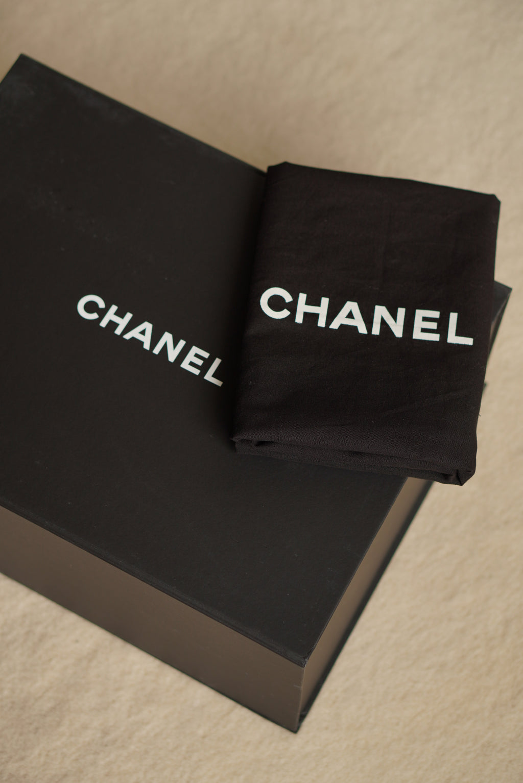 CHANEL 2.55 REISSUE 227 MAXI