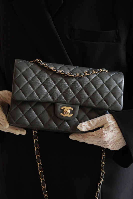 CHANEL CLASSIC 21B MEDIUM DOUBLE FLAP | DARK GREY