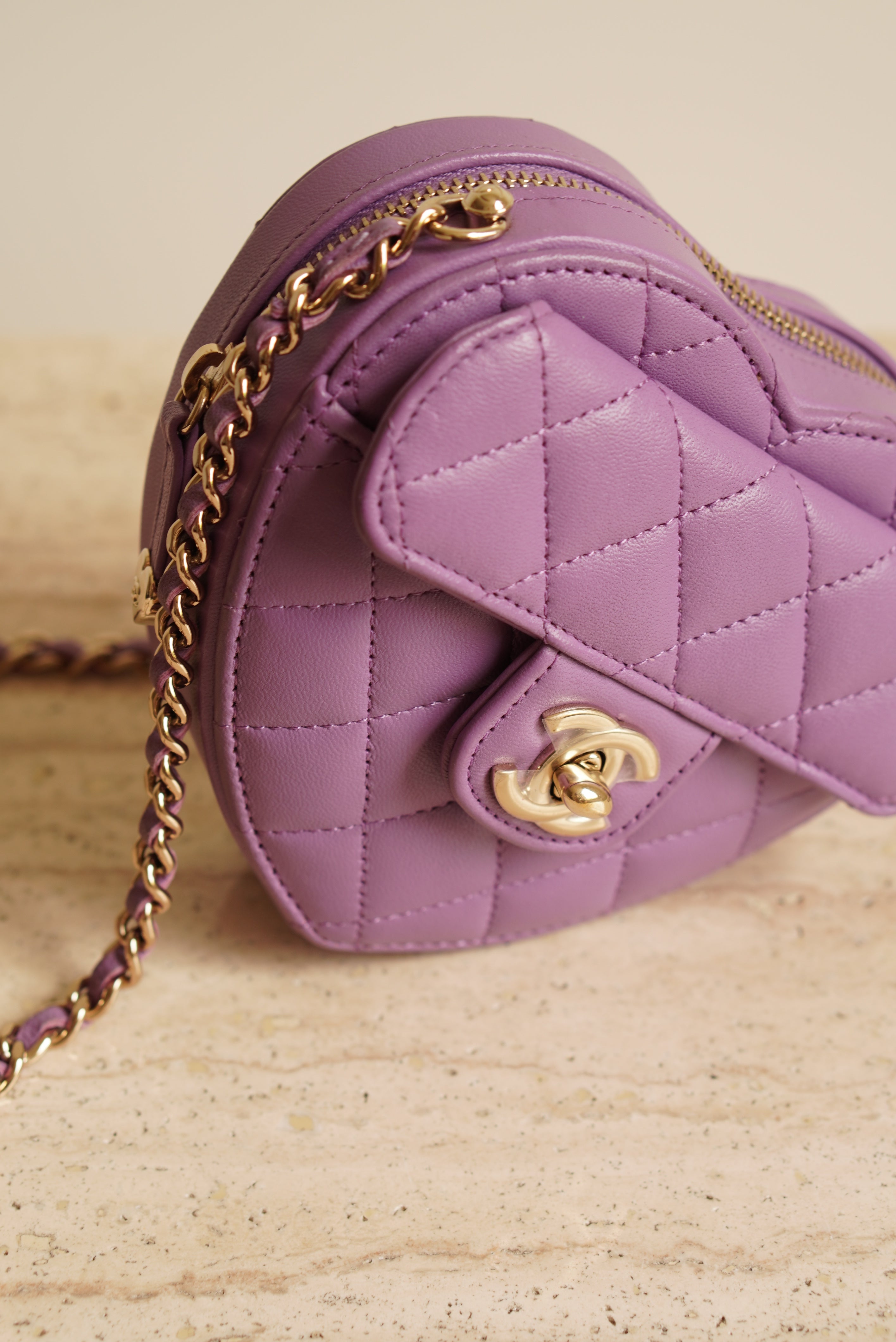 CHANEL 22S SMALL HEART BAG | PURPLE