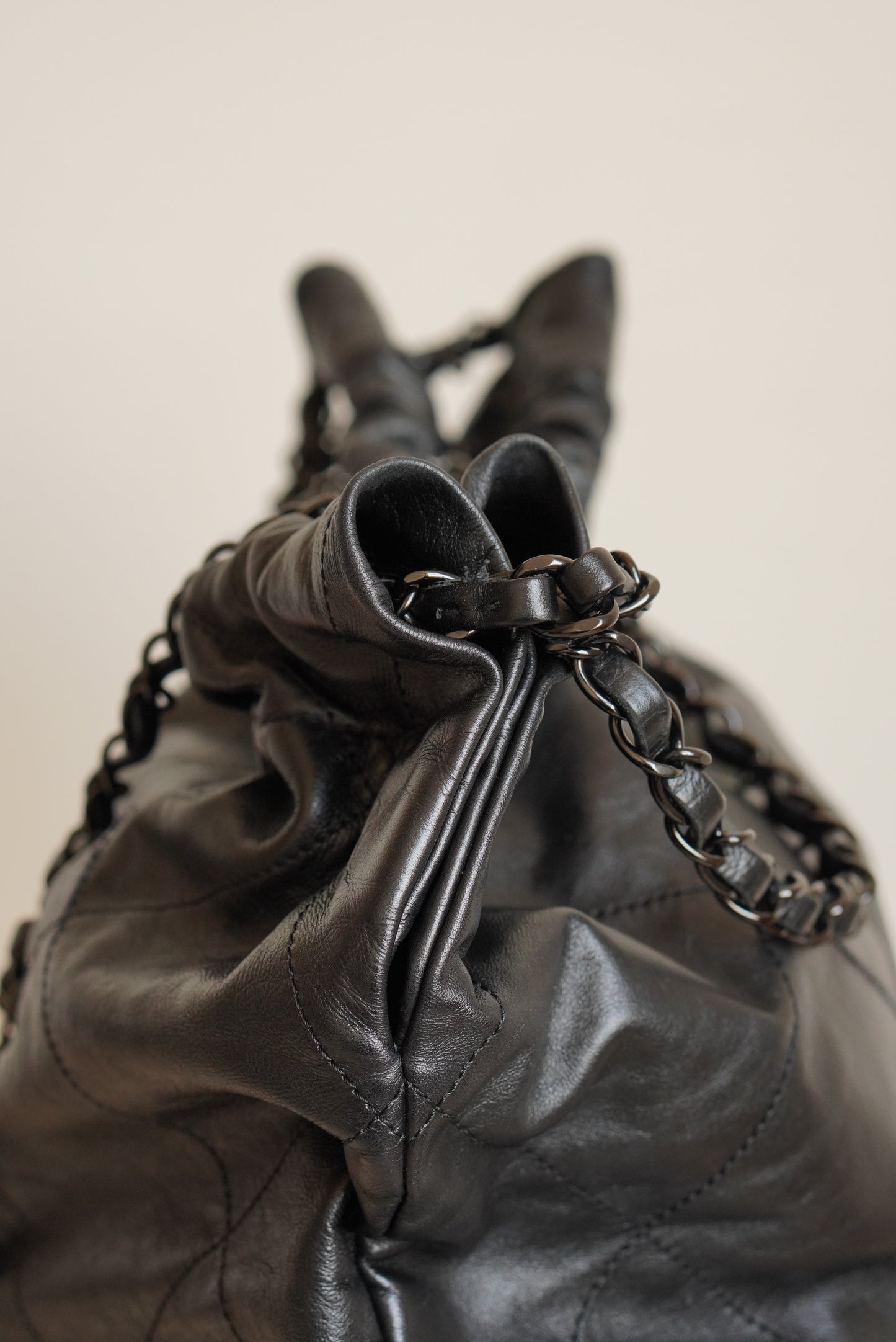 CHANEL 22 SMALL | SO BLACK