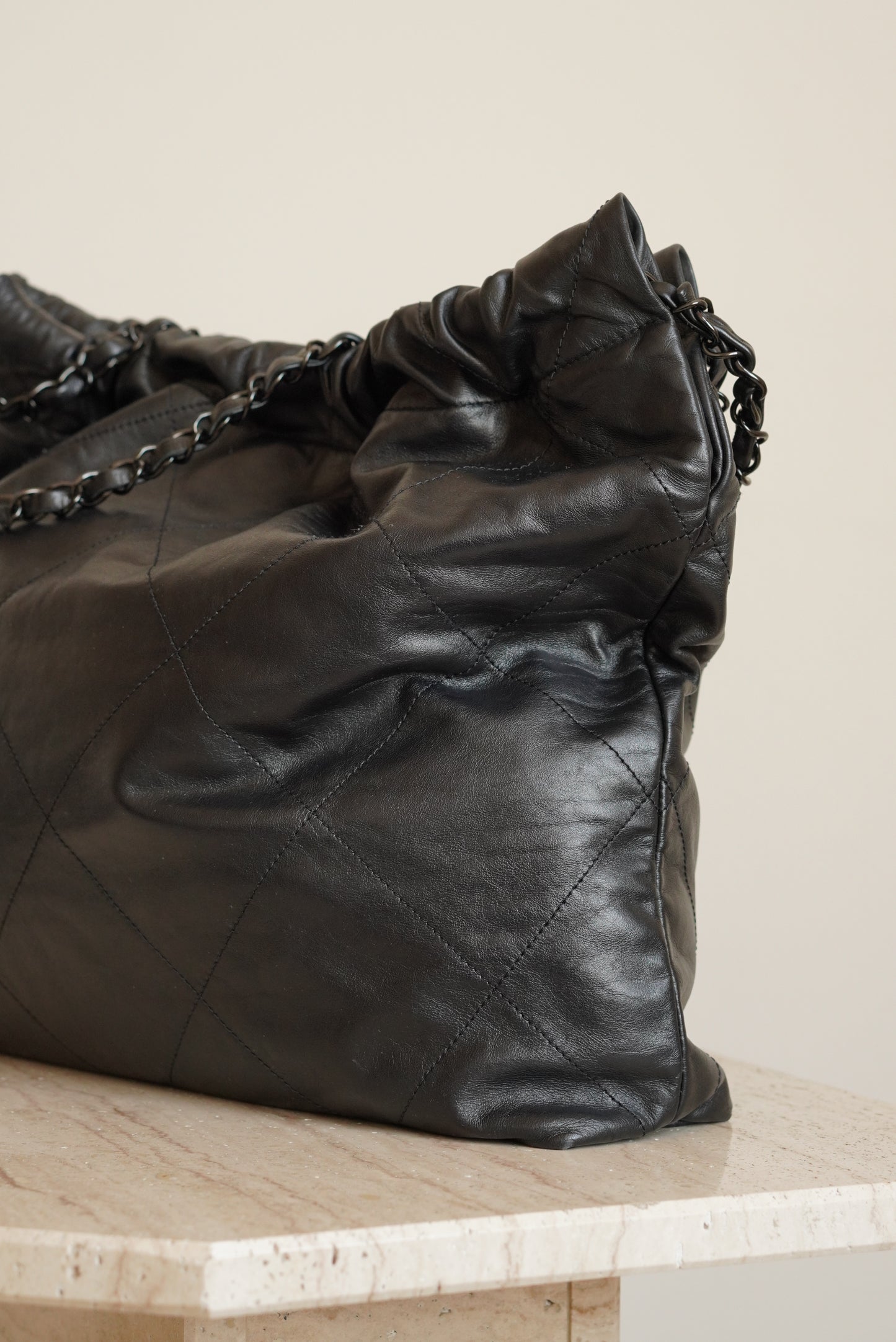 CHANEL 22 SMALL | SO BLACK