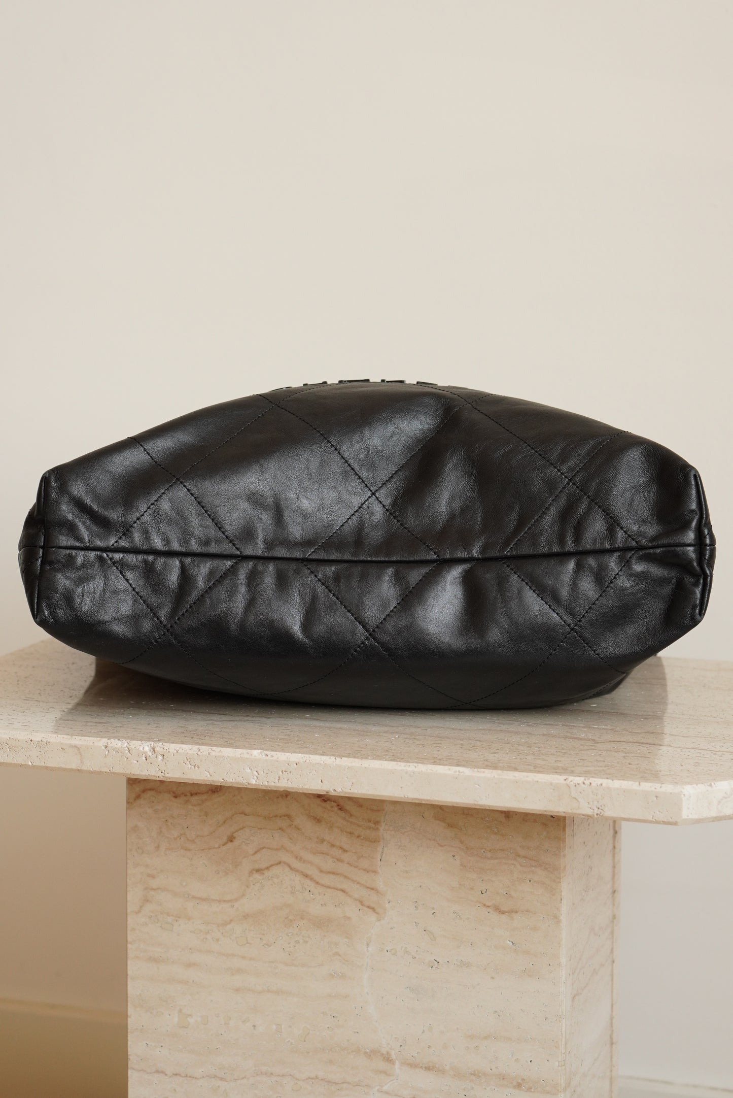 CHANEL 22 SMALL | SO BLACK