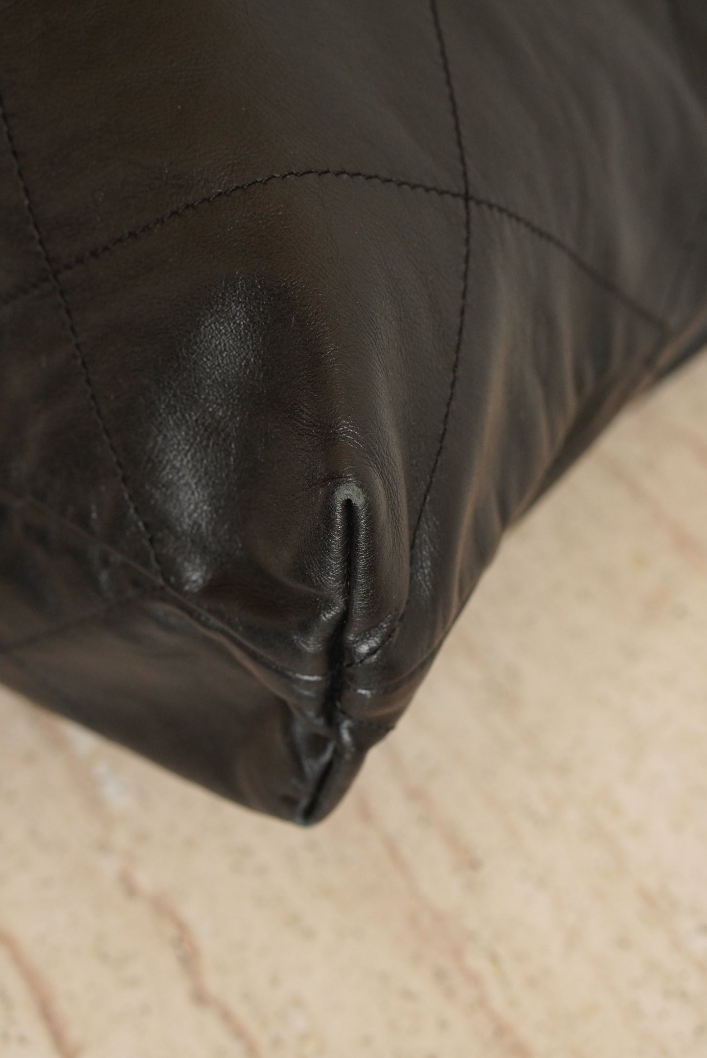 CHANEL 22 SMALL | SO BLACK