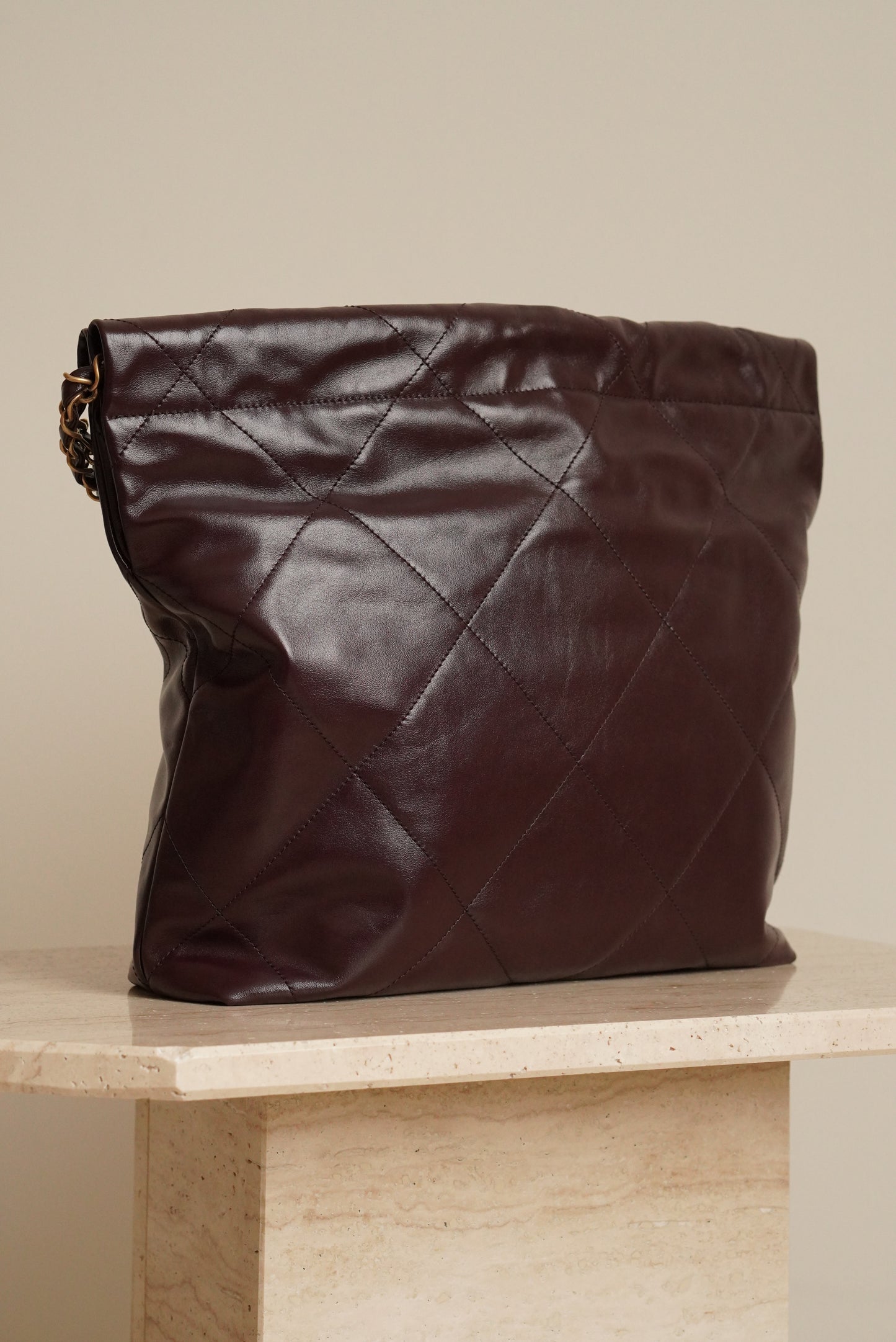 CHANEL 22 SMALL | DARK BROWN