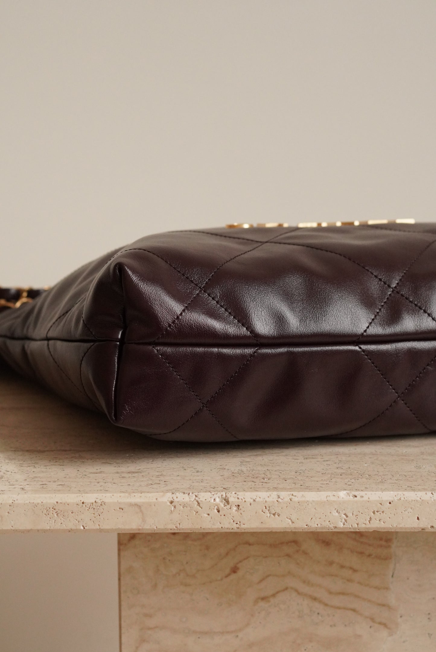 CHANEL 22 SMALL | DARK BROWN