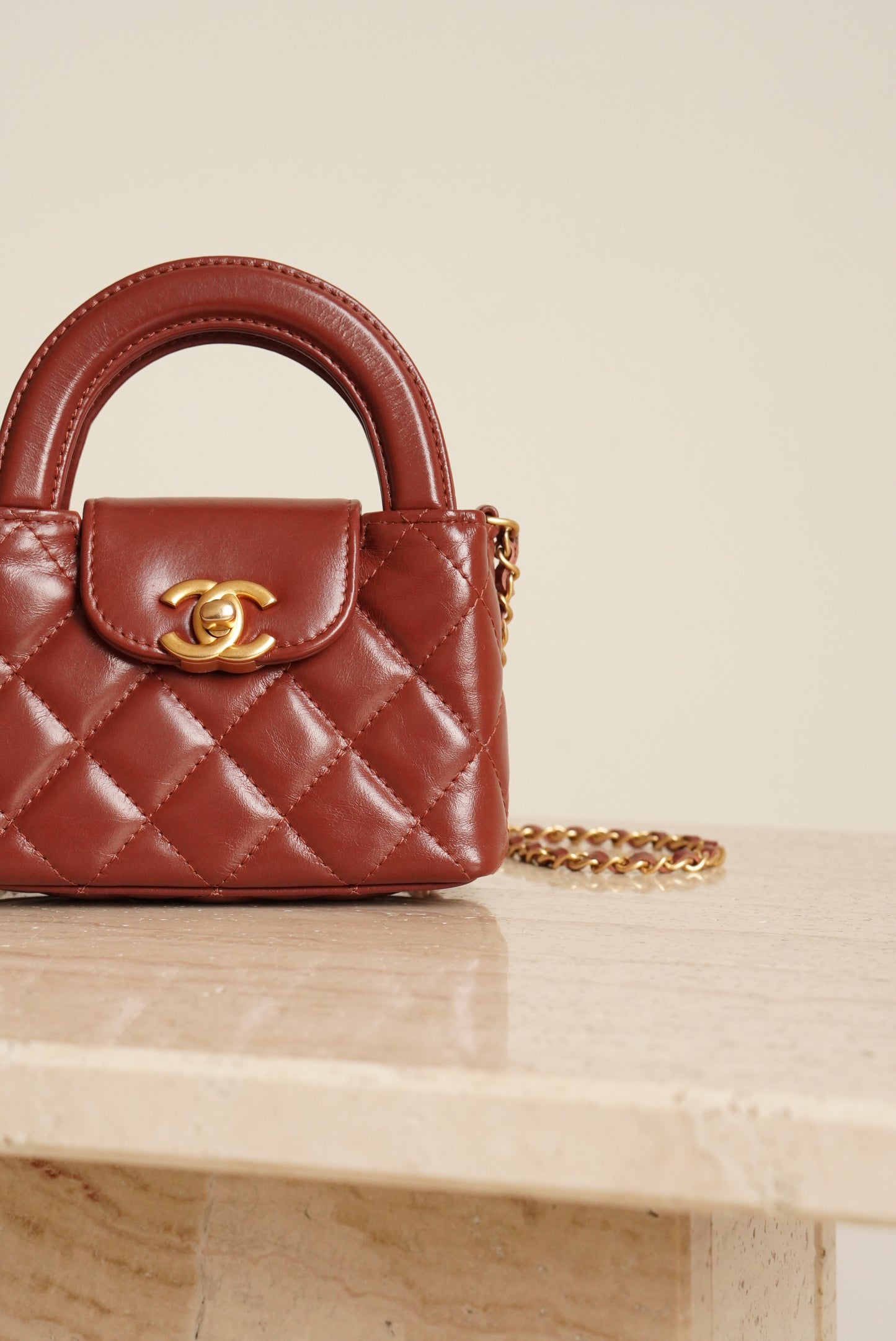 CHANEL 24A KELLY MICRO | BROWN