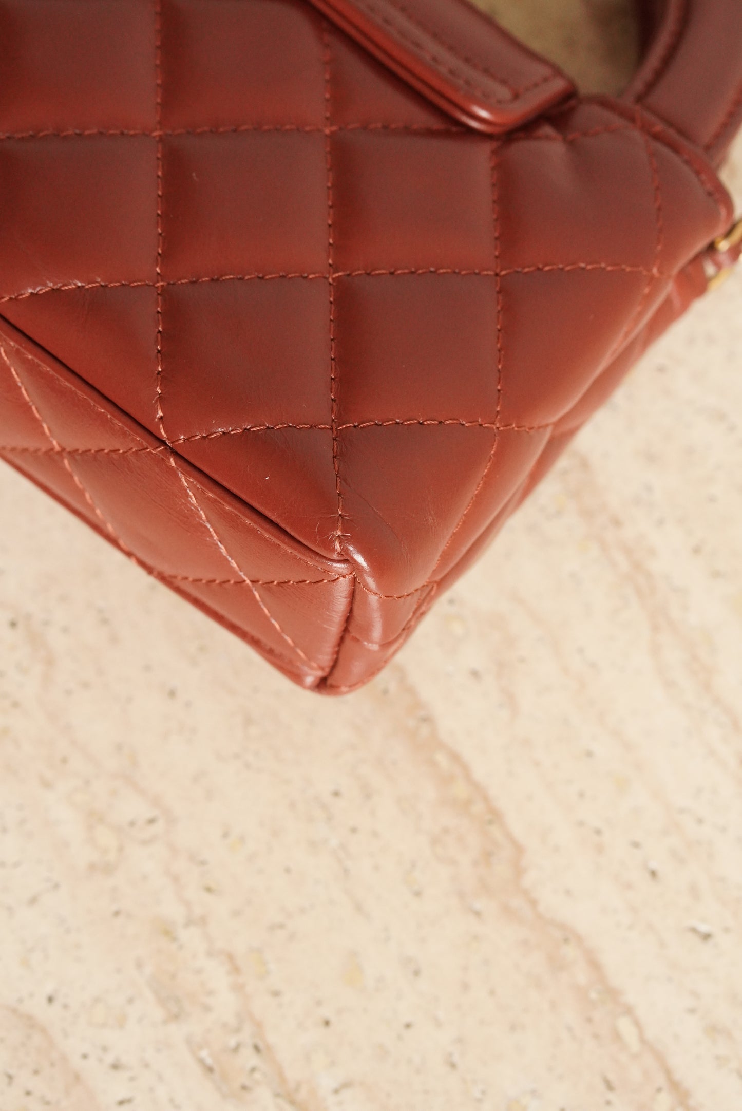 CHANEL 24A KELLY MICRO | BROWN
