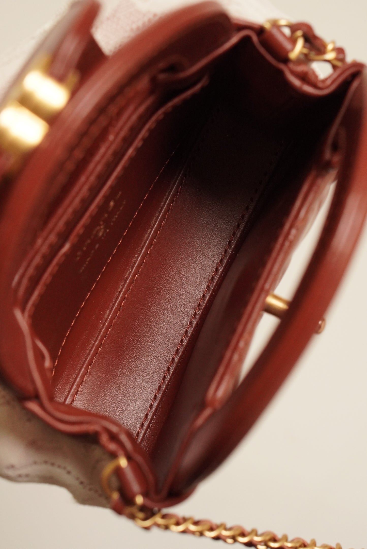 CHANEL 24A KELLY MICRO | BROWN