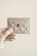 CHANEL 25C CLASSIC CARD HOLDER | LIGHT GREY