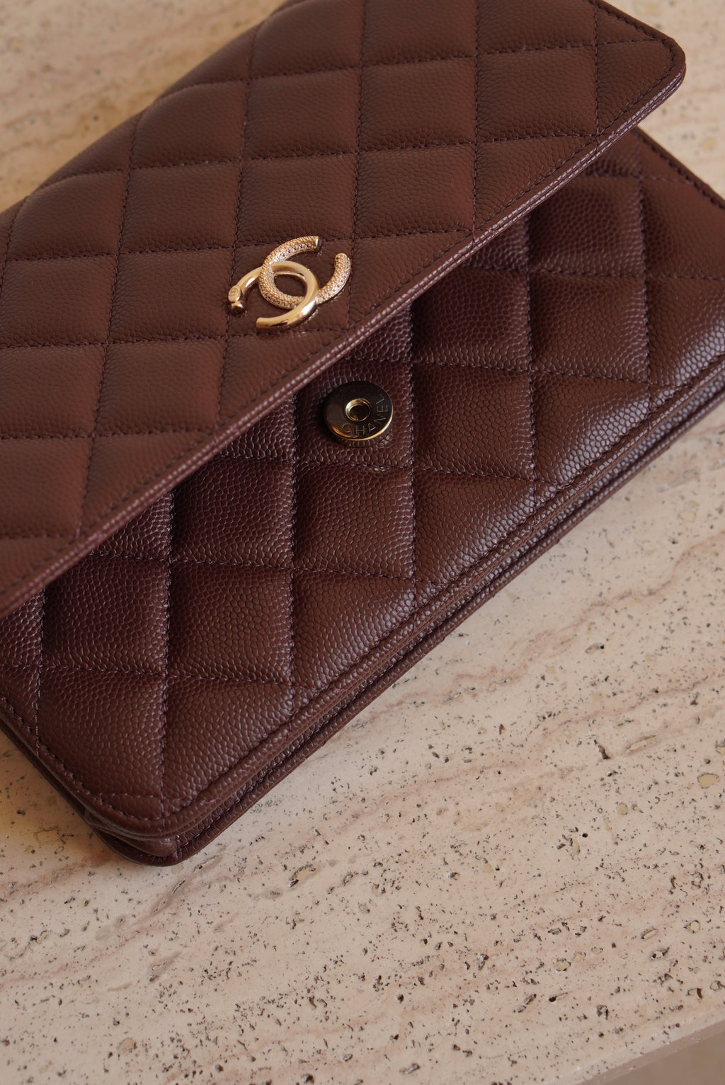 CHANEL 25K WALLET ON CHAIN | BROWN