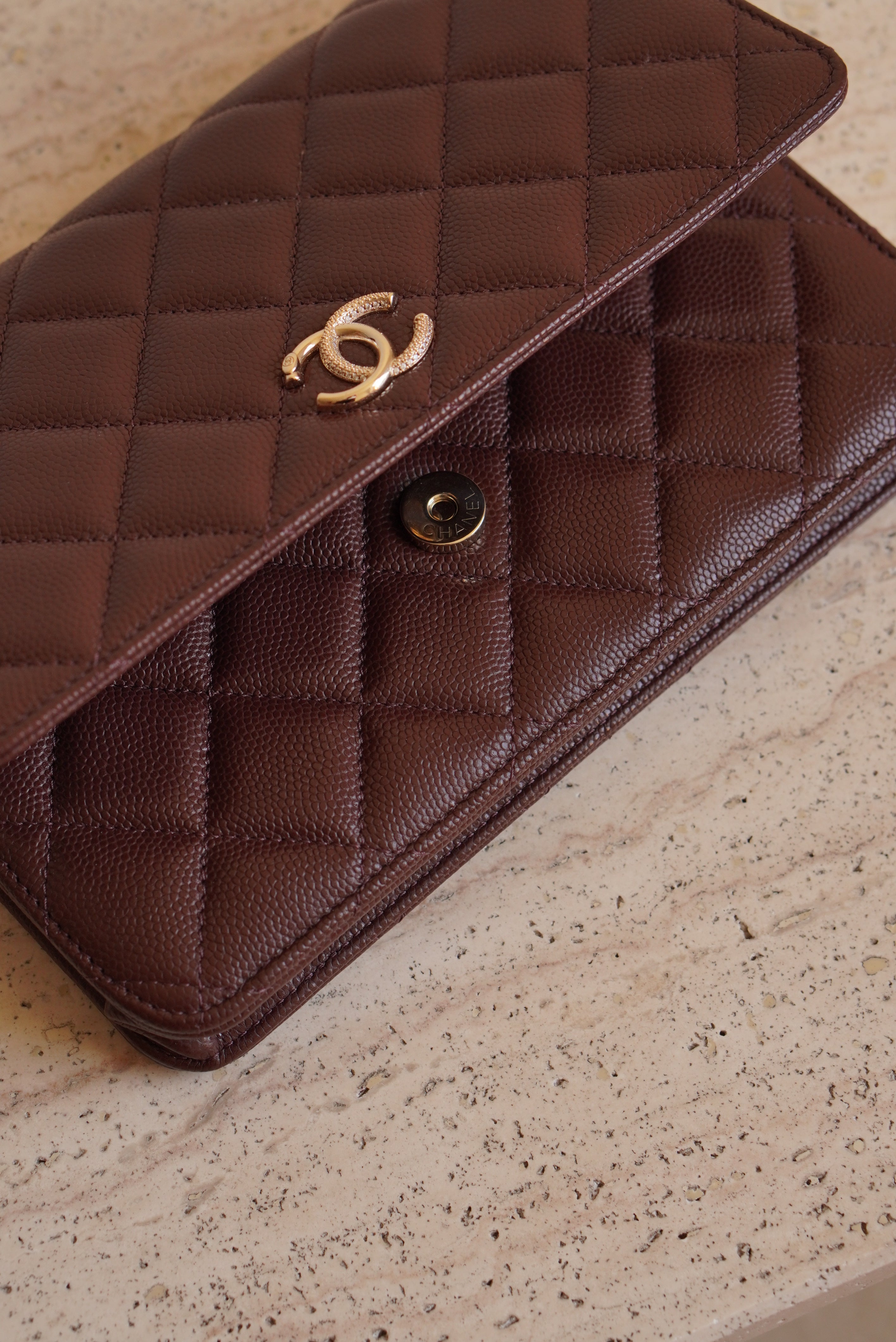 CHANEL 25K WALLET ON CHAIN | BROWN