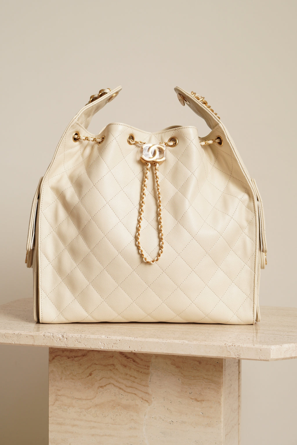 CHANEL 25 MEDIUM | LIGHT BEIGE