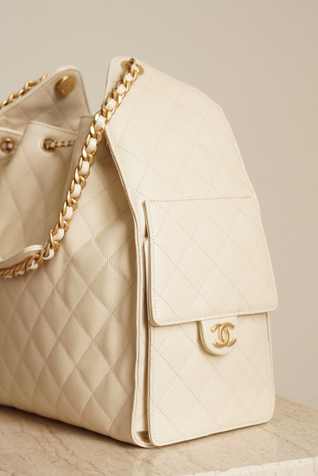 CHANEL 25 MEDIUM | LIGHT BEIGE