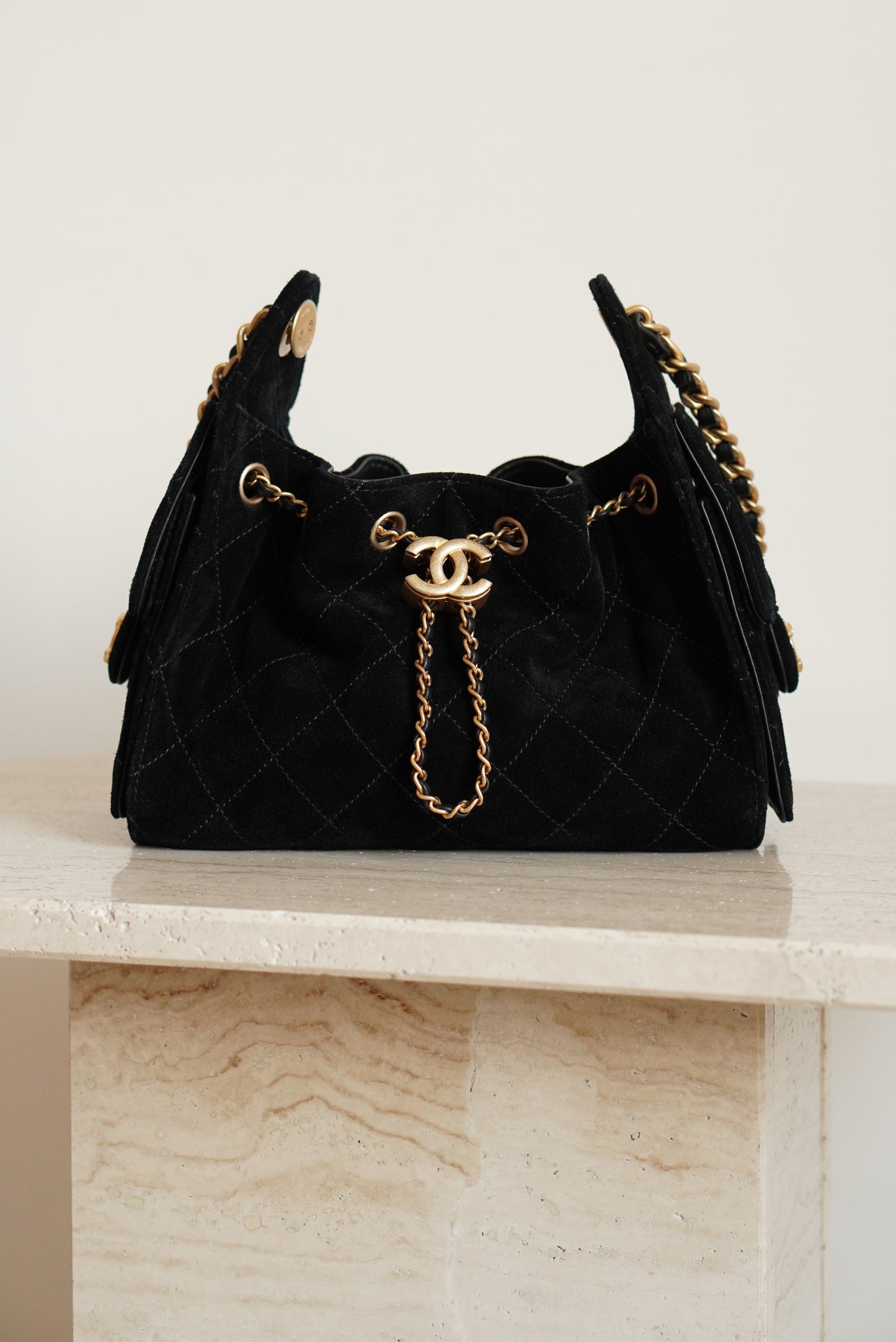 CHANEL 25 MINI | BLACK
