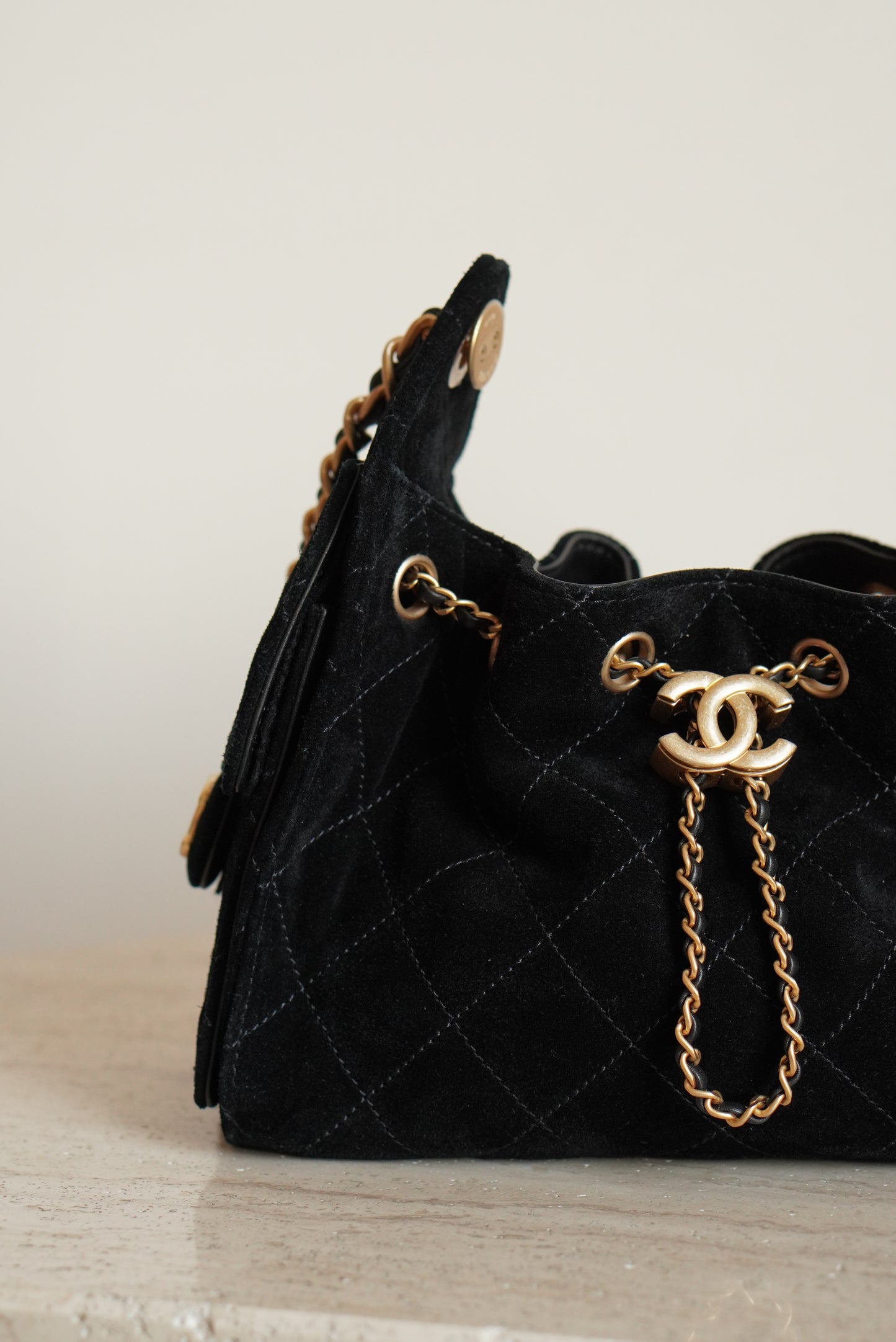 CHANEL 25 MINI | BLACK