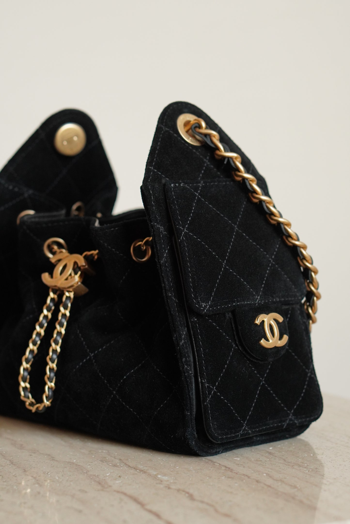 CHANEL 25 MINI | BLACK