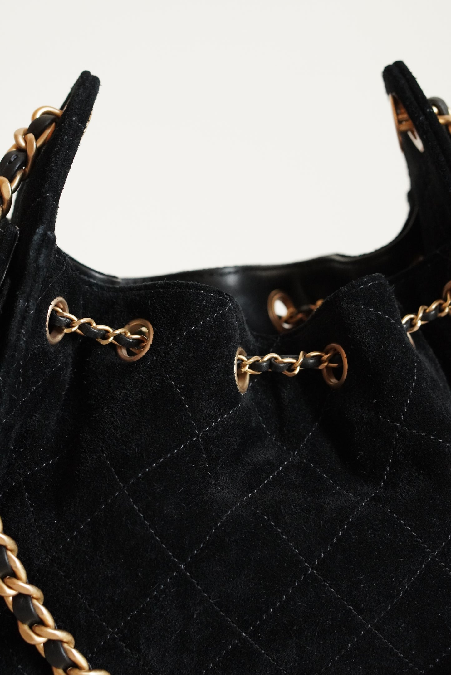 CHANEL 25 MINI | BLACK