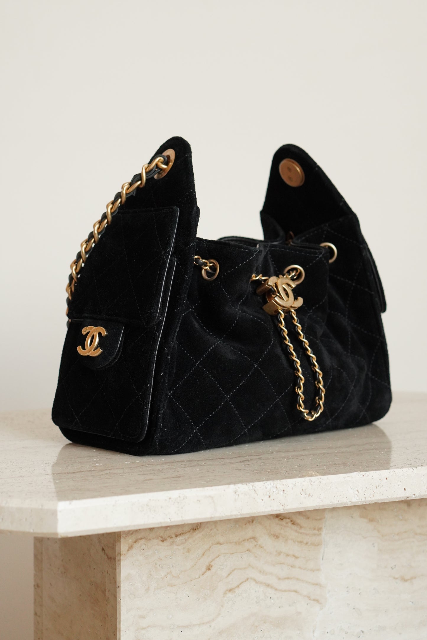 CHANEL 25 MINI | BLACK