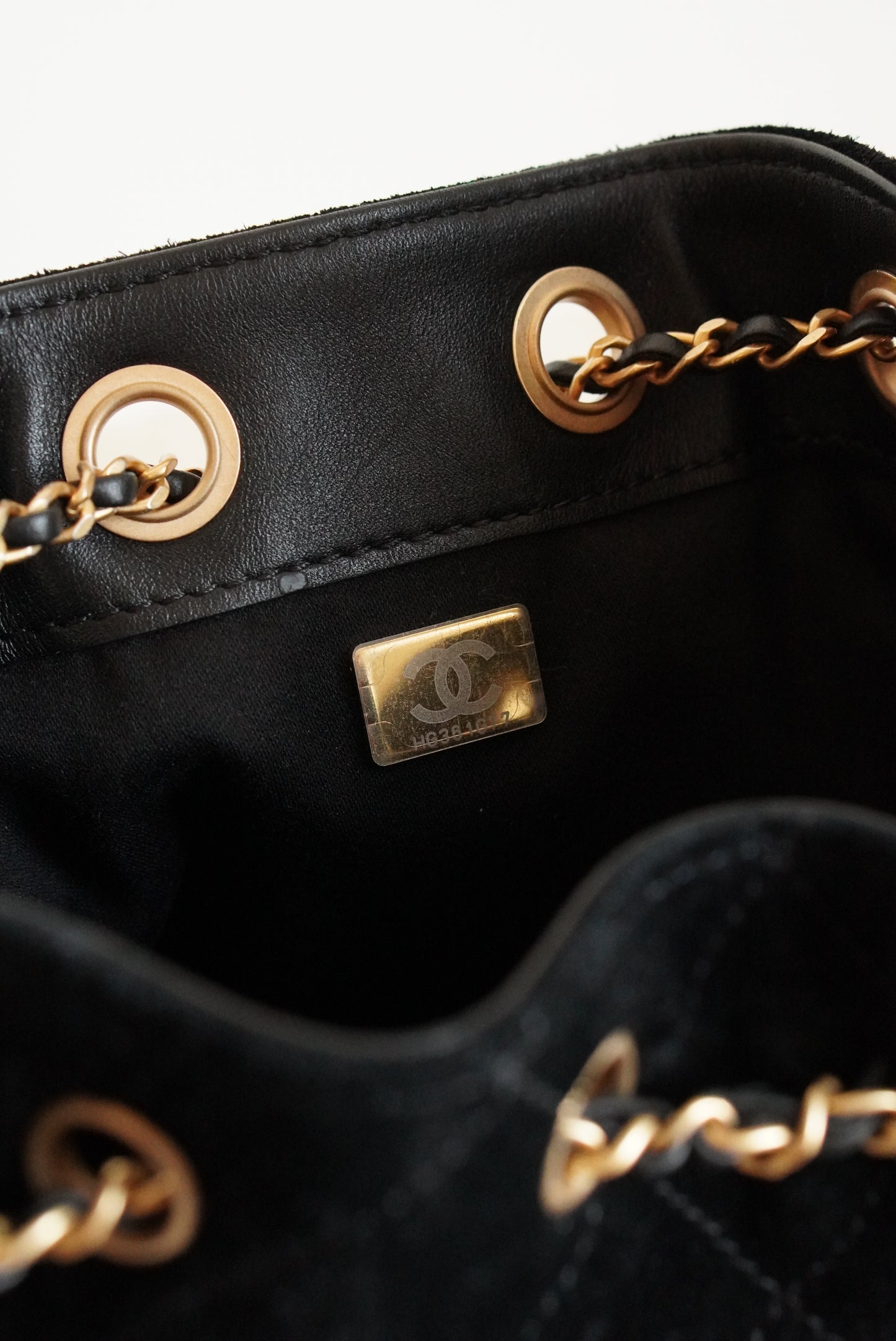 CHANEL 25 MINI | BLACK
