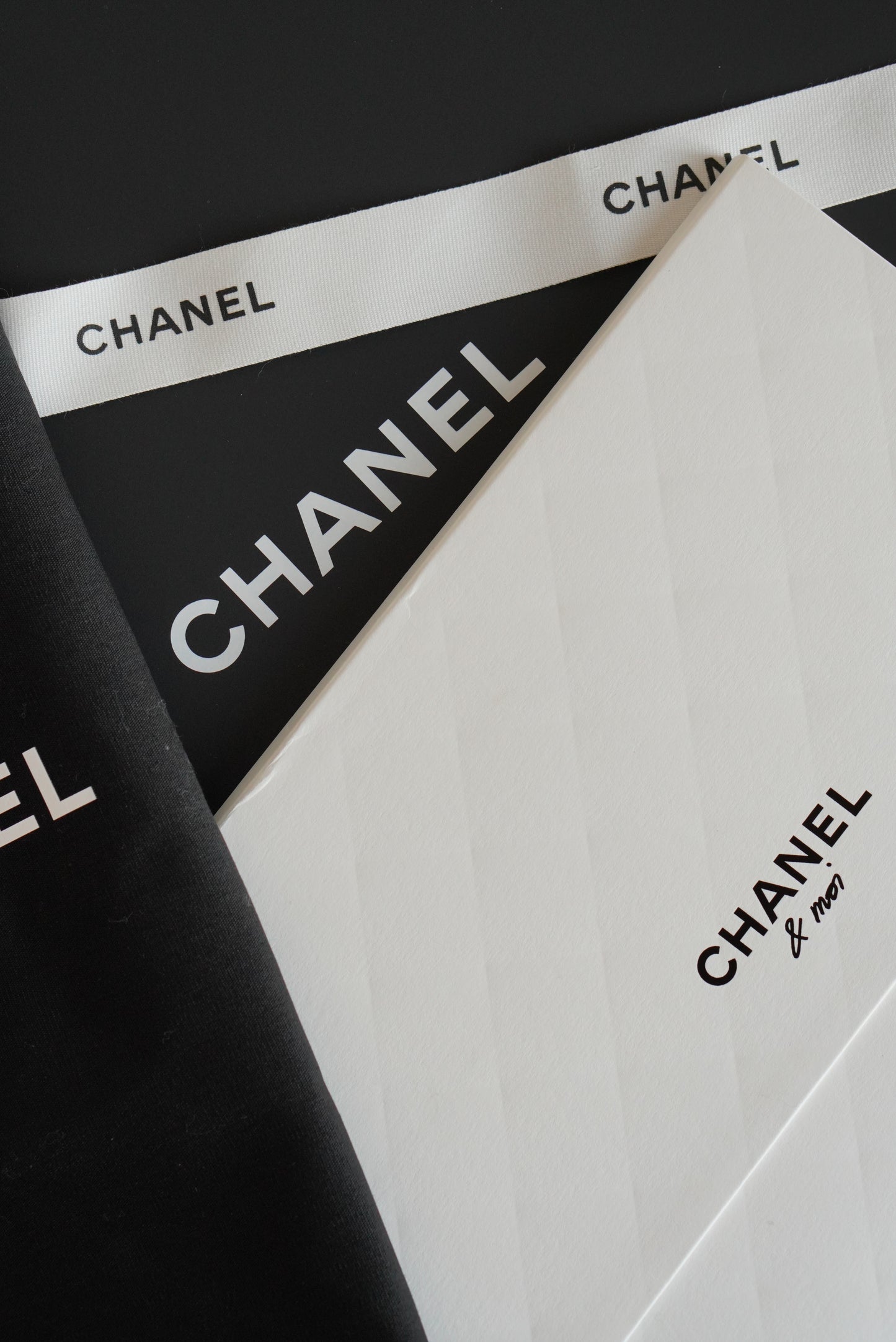 CHANEL 25 MINI | BLACK