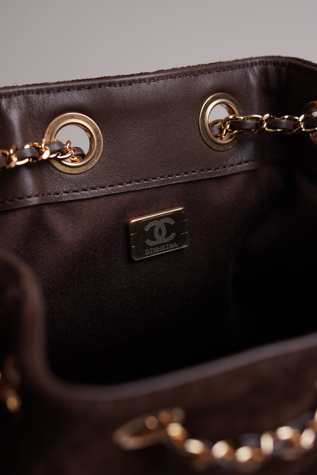 CHANEL 25 MINI | BROWN