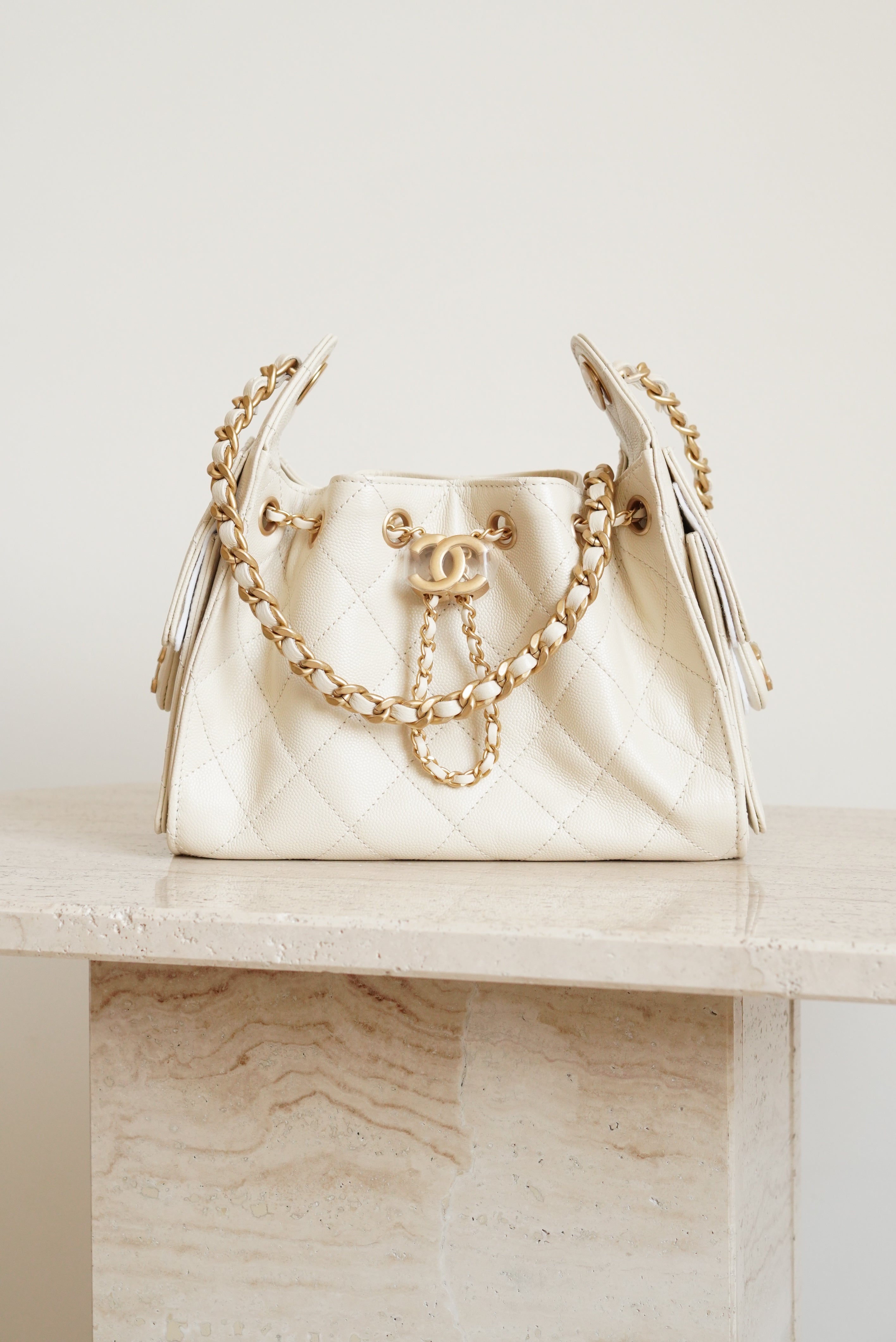 CHANEL 25 MINI | LIGHT BEIGE