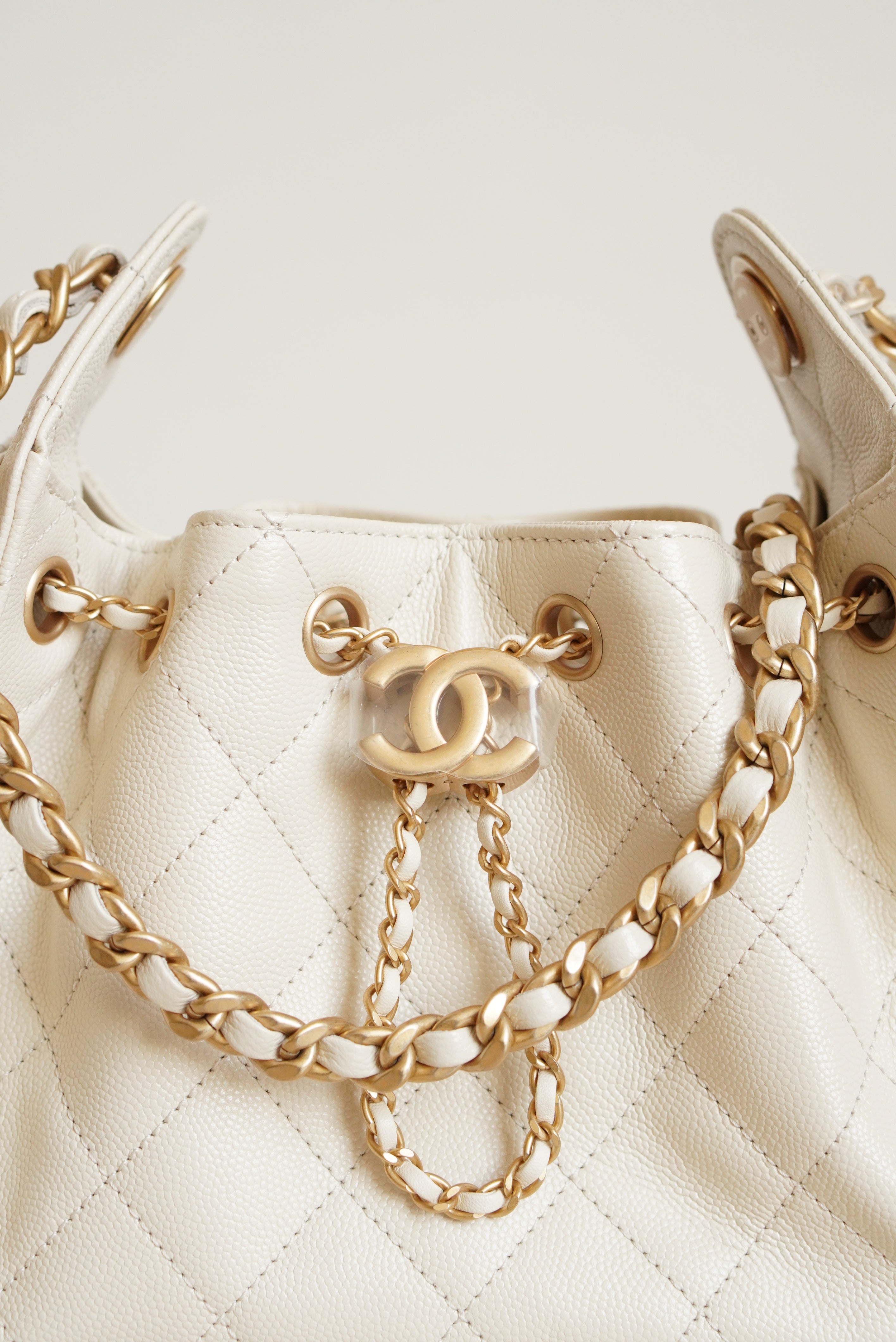 CHANEL 25 MINI | LIGHT BEIGE