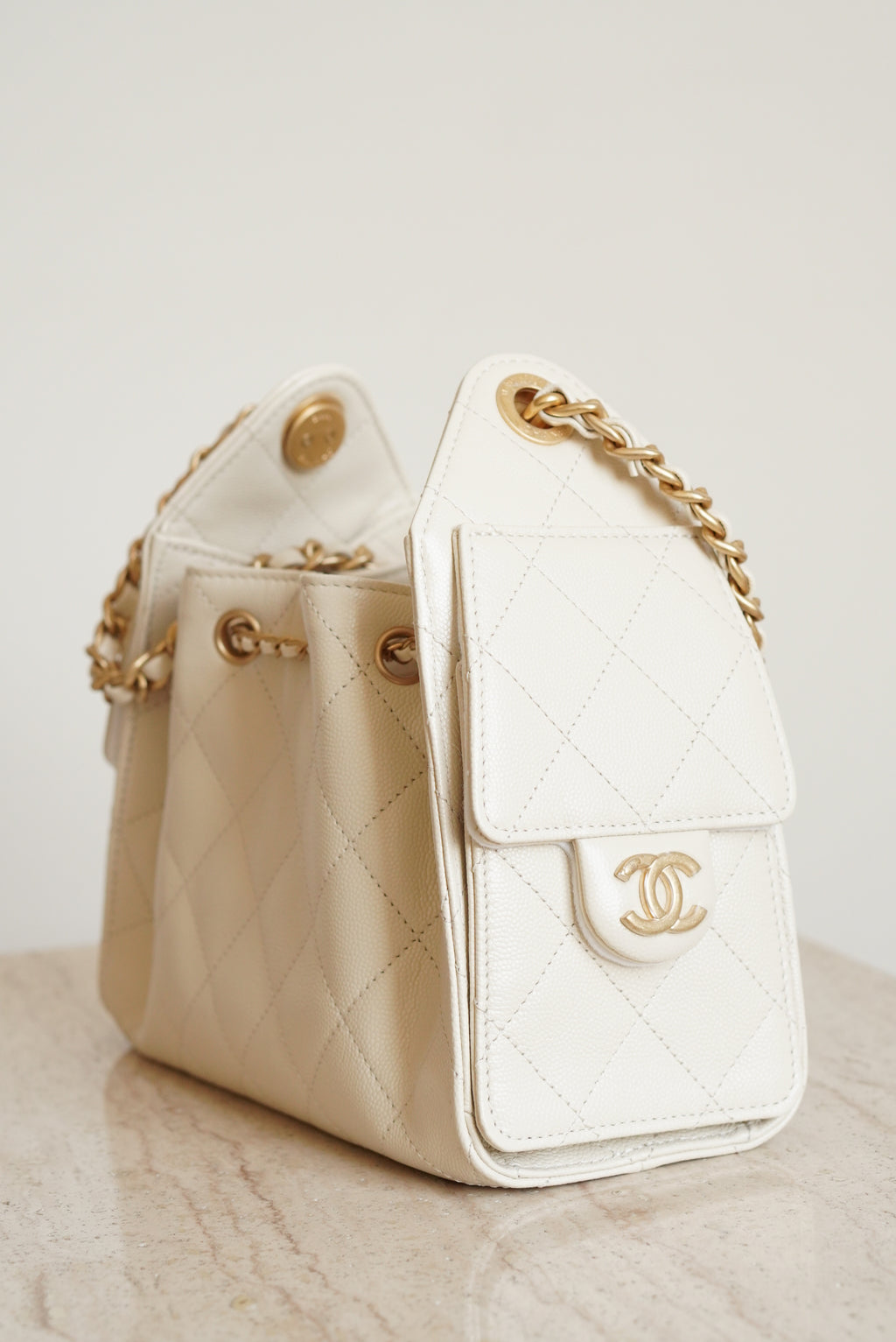 CHANEL 25 MINI | LIGHT BEIGE