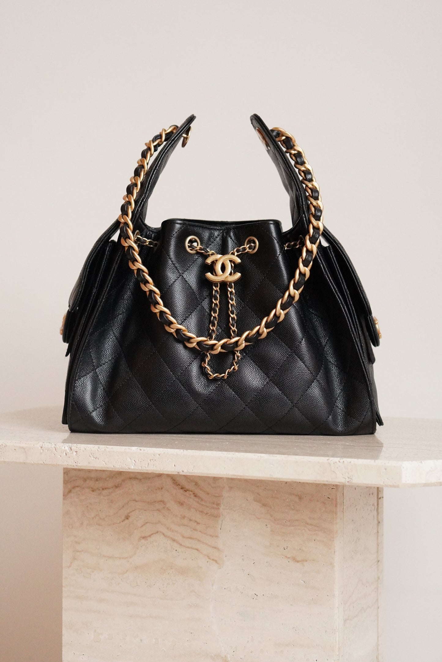 CHANEL 25 SMALL | BLACK