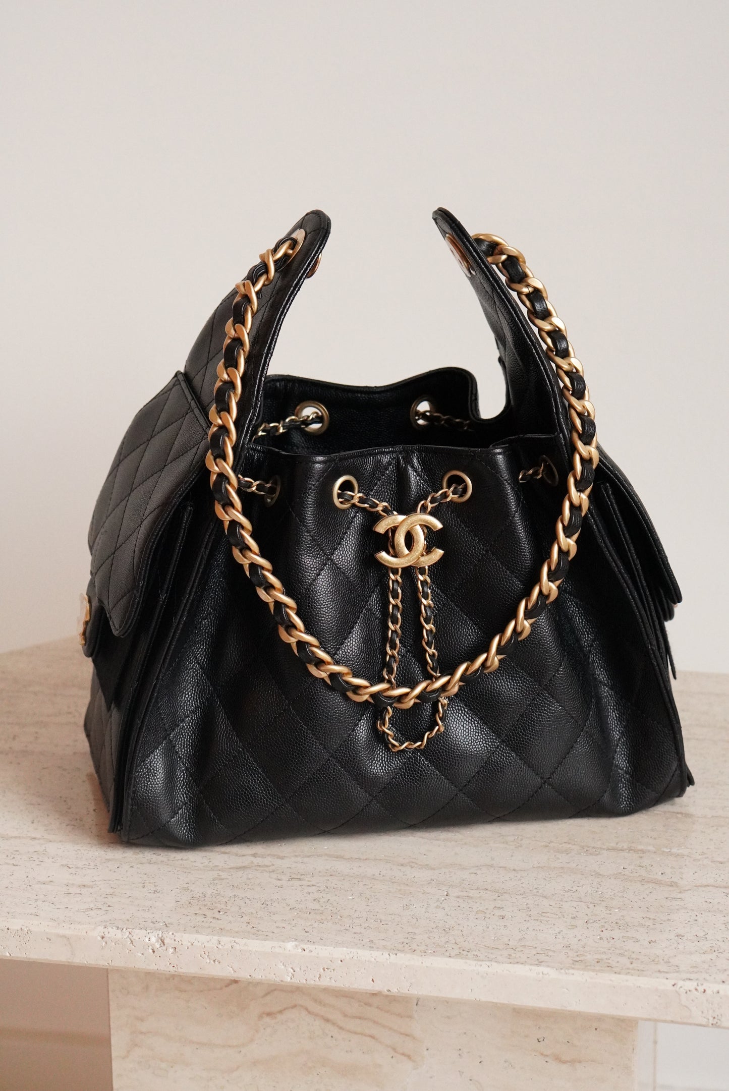 CHANEL 25 SMALL | BLACK