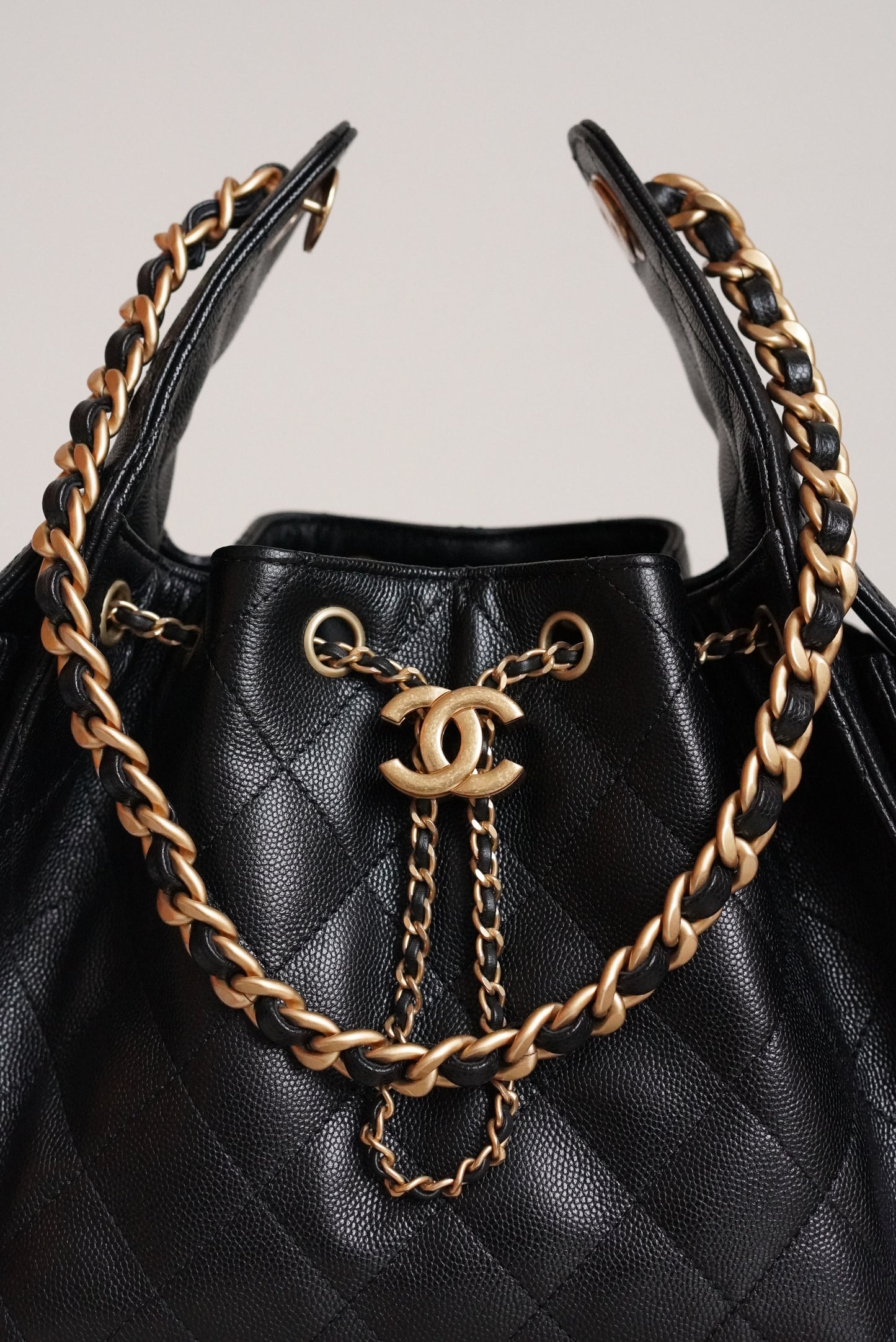 CHANEL 25 SMALL | BLACK