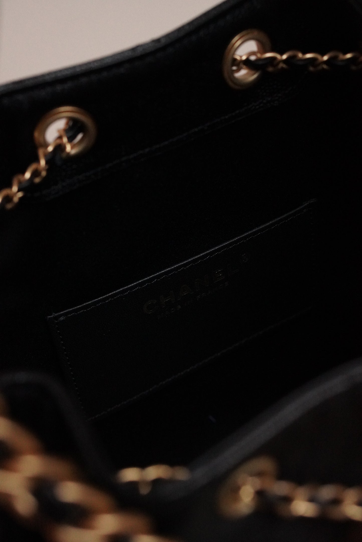 CHANEL 25 SMALL | BLACK