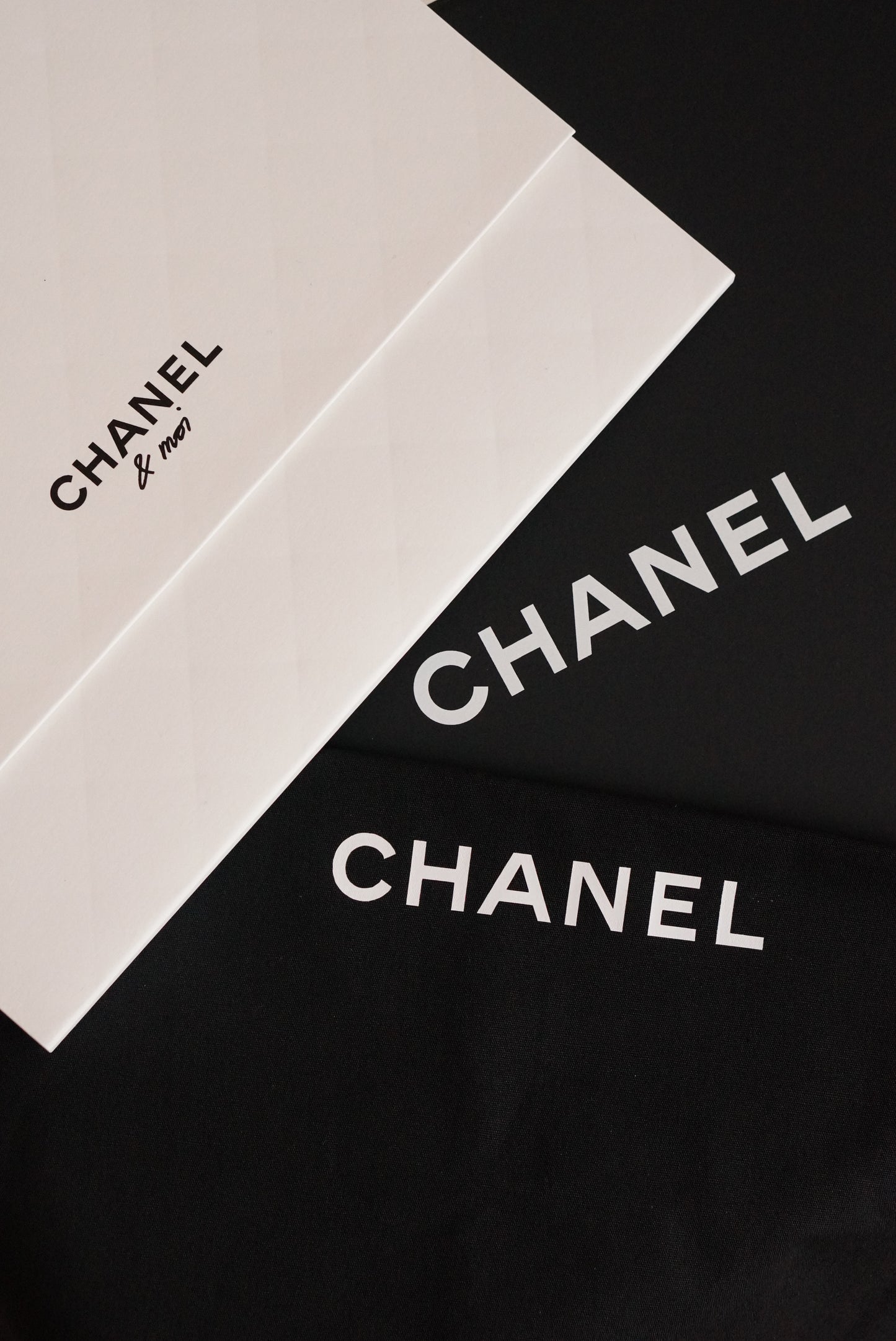 CHANEL 25 SMALL | BLACK
