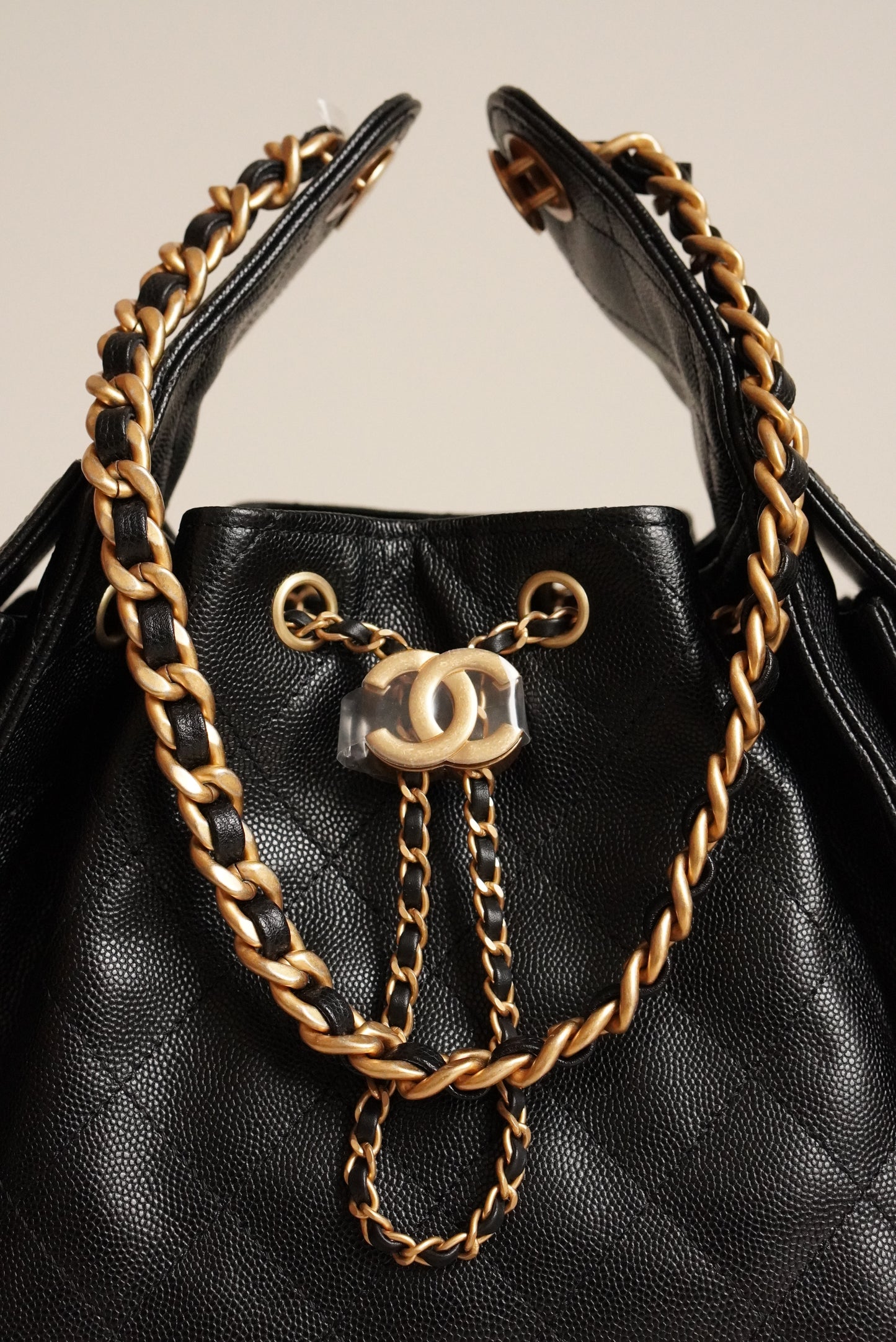 CHANEL 25 SMALL | BLACK