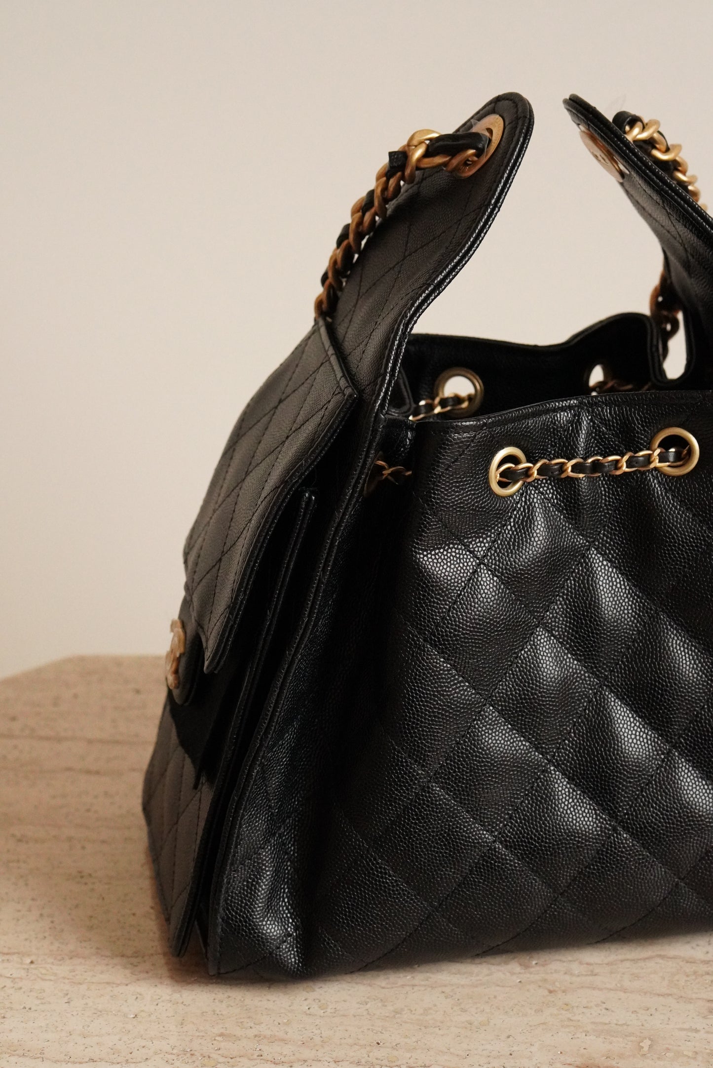 CHANEL 25 SMALL | BLACK