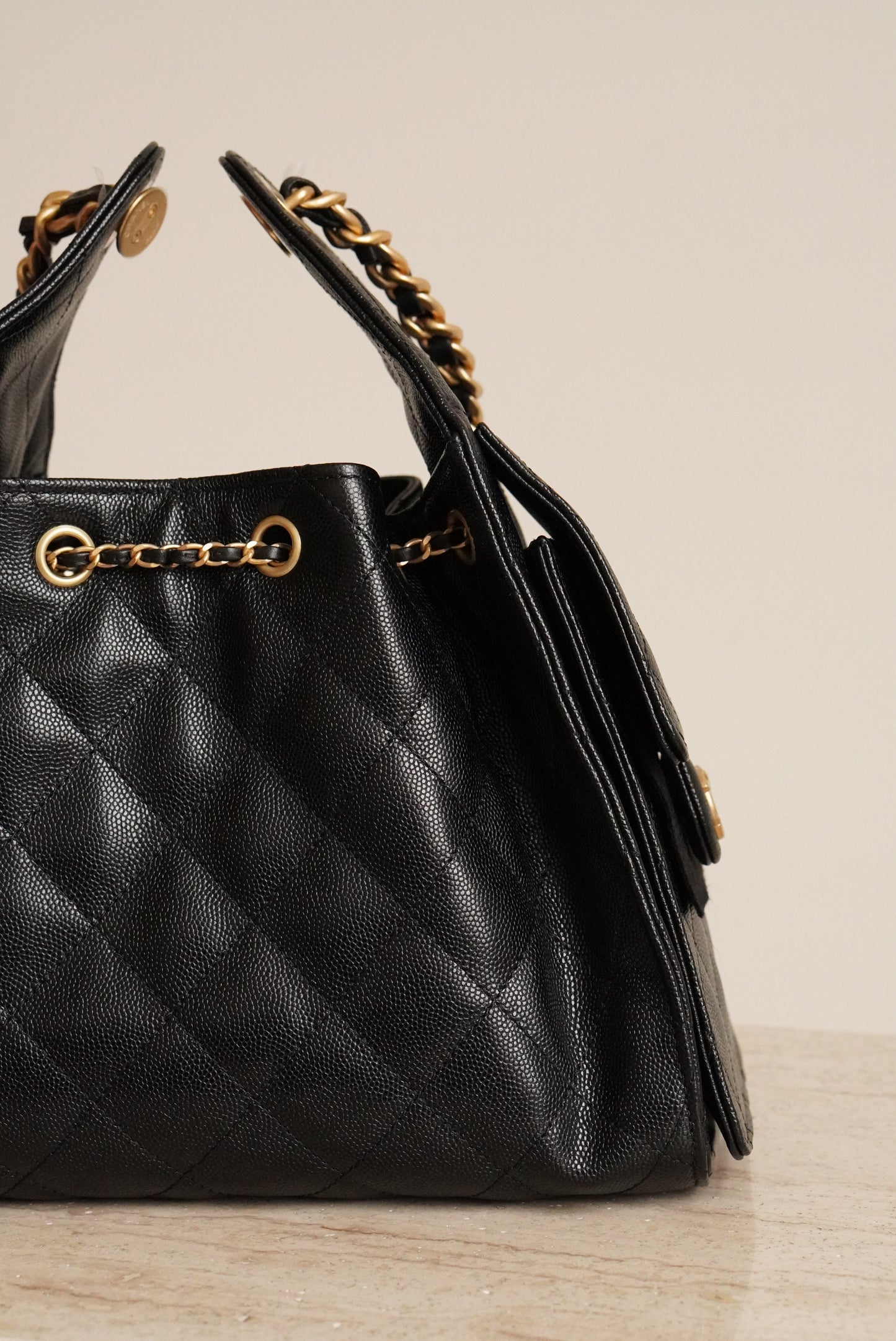 CHANEL 25 SMALL | BLACK