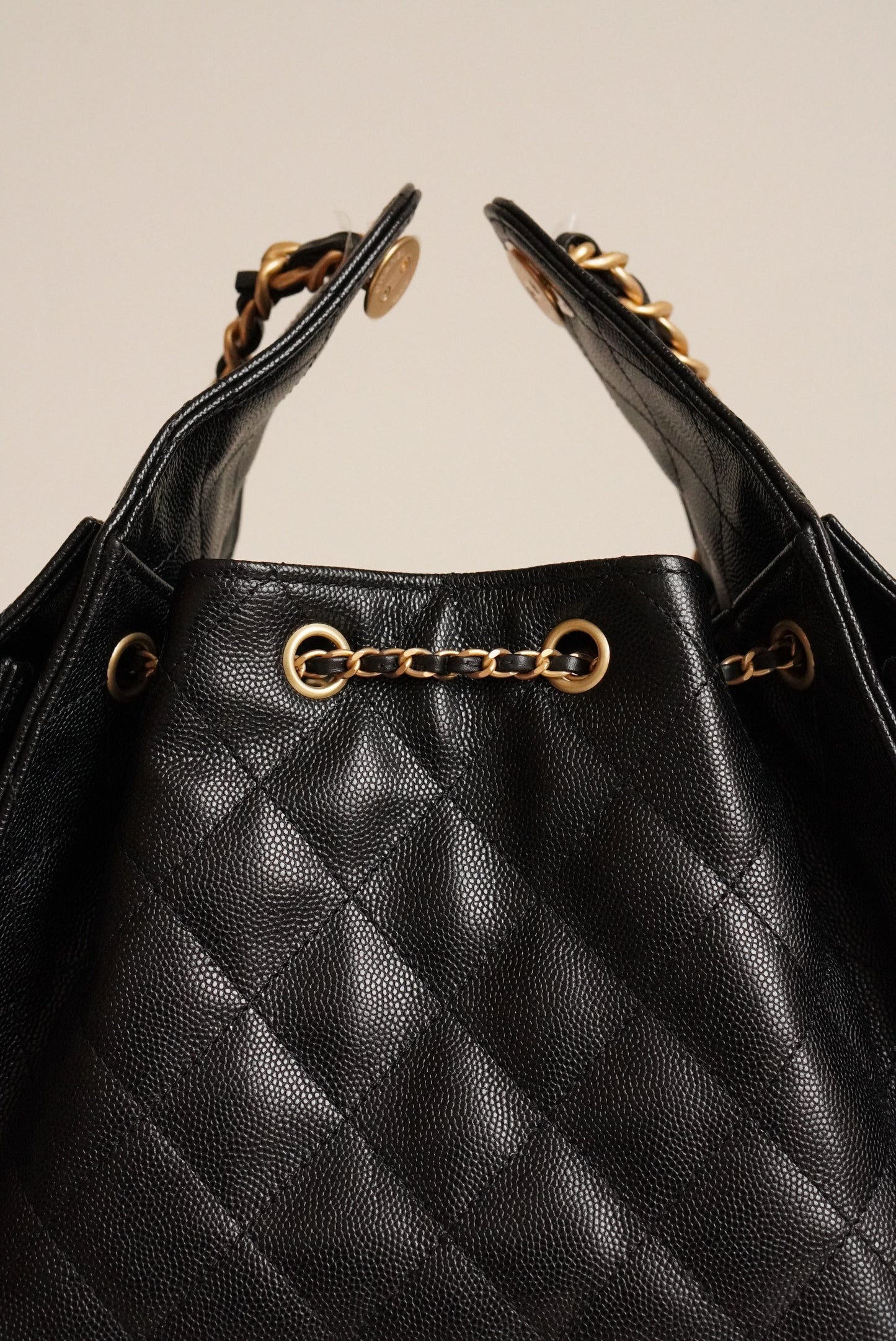 CHANEL 25 SMALL | BLACK