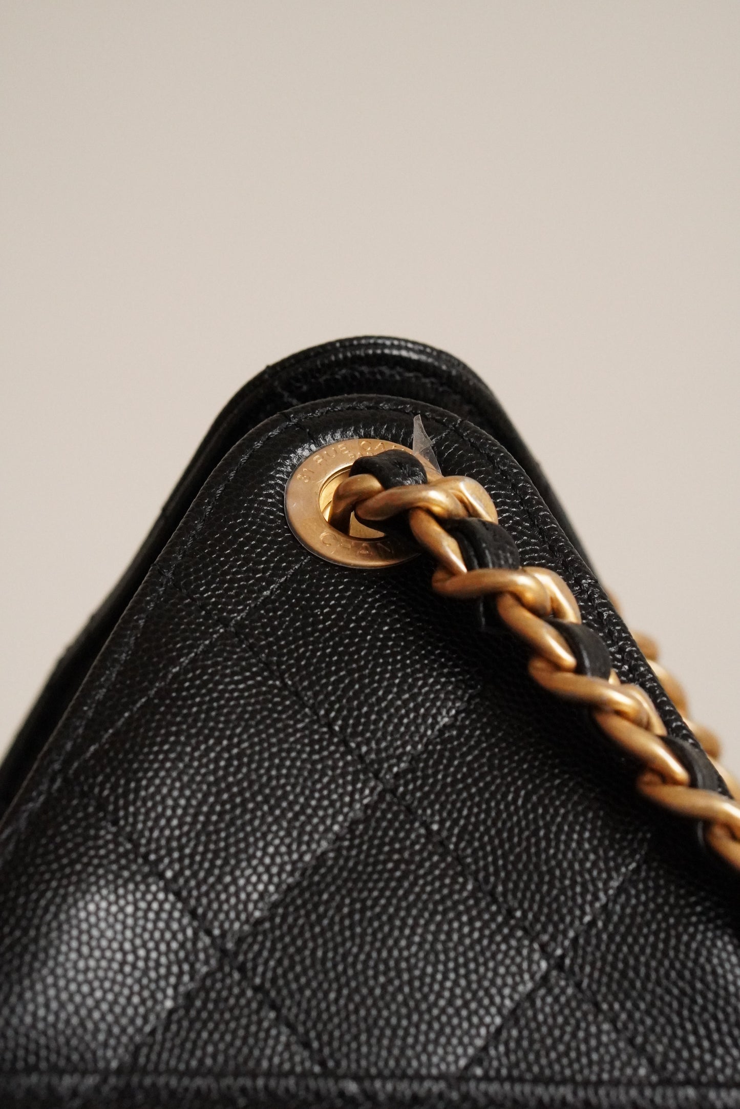 CHANEL 25 SMALL | BLACK