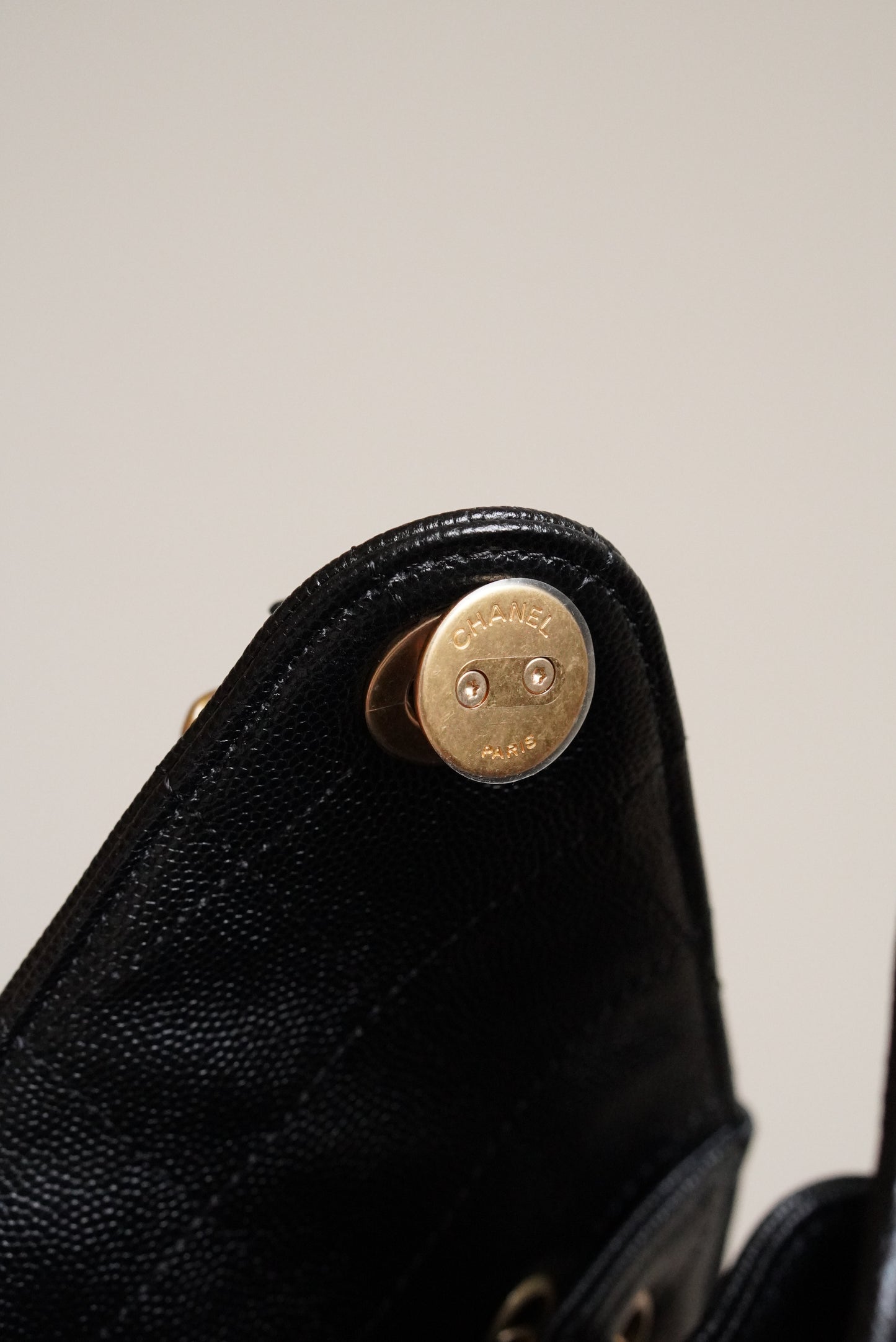 CHANEL 25 SMALL | BLACK