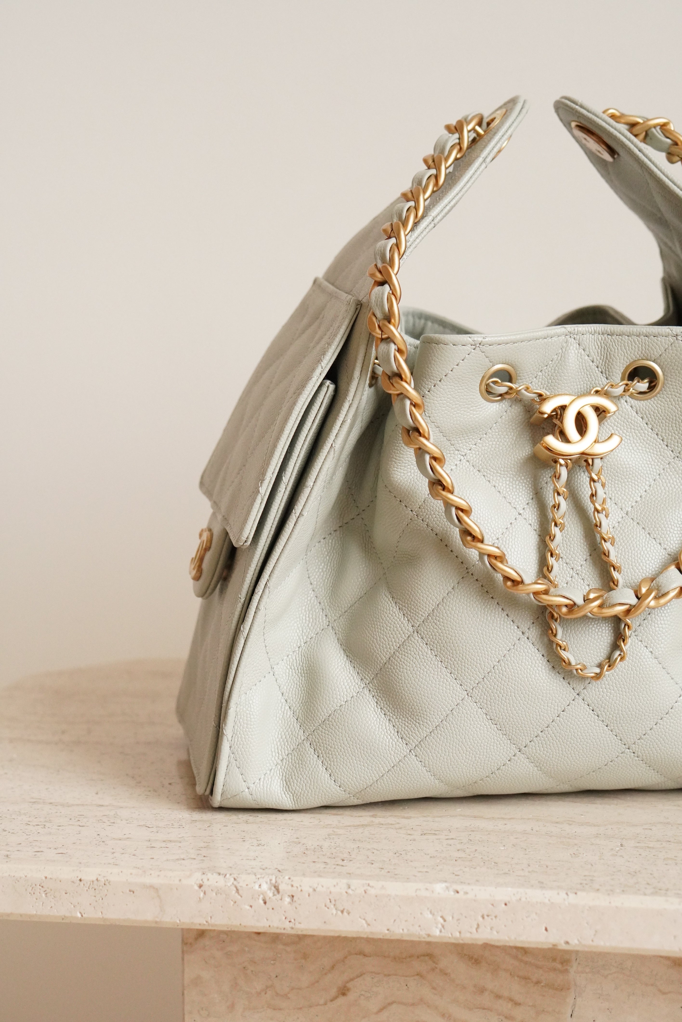 CHANEL 25 SMALL | PASTEL GREEN