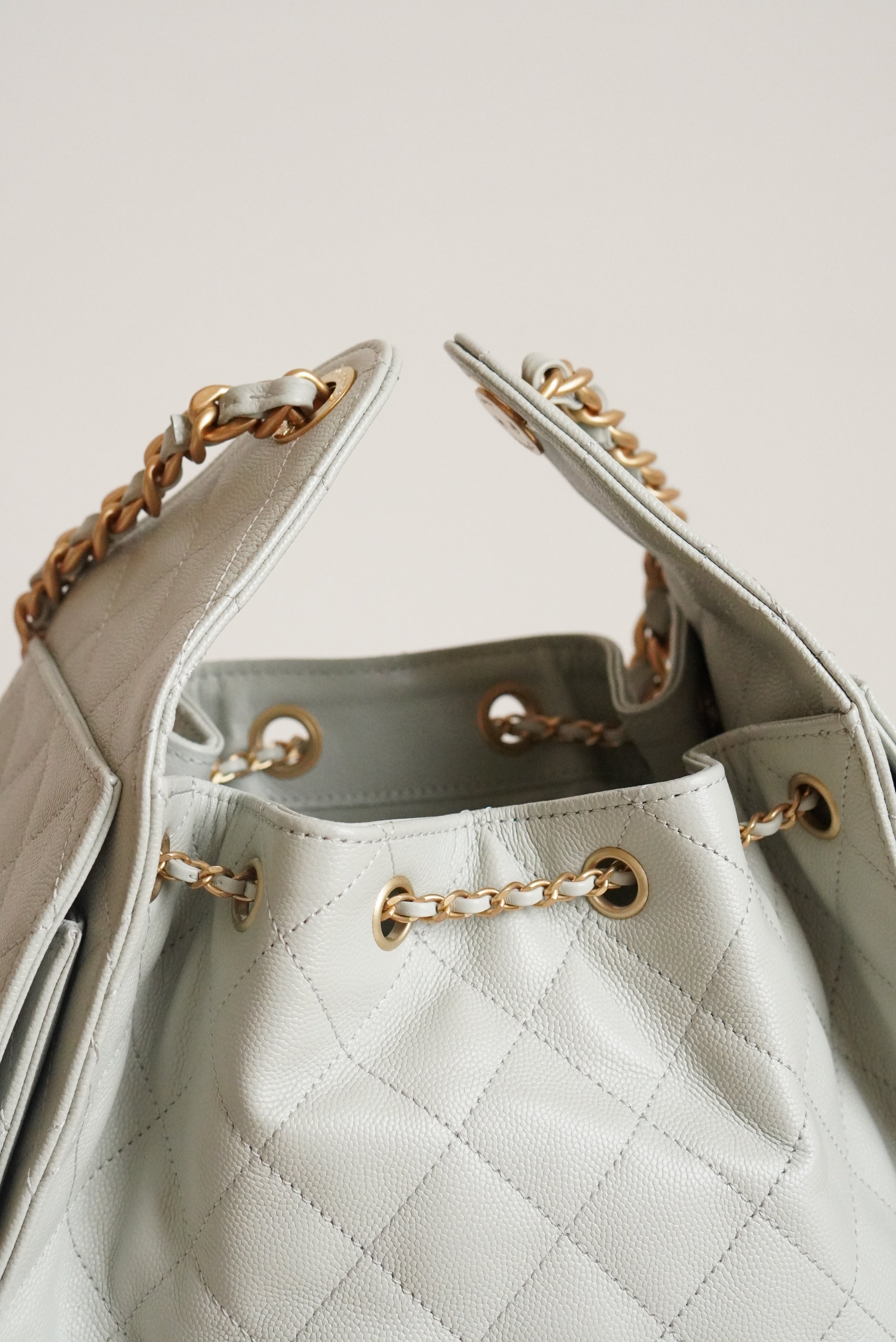 CHANEL 25 SMALL | PASTEL GREEN