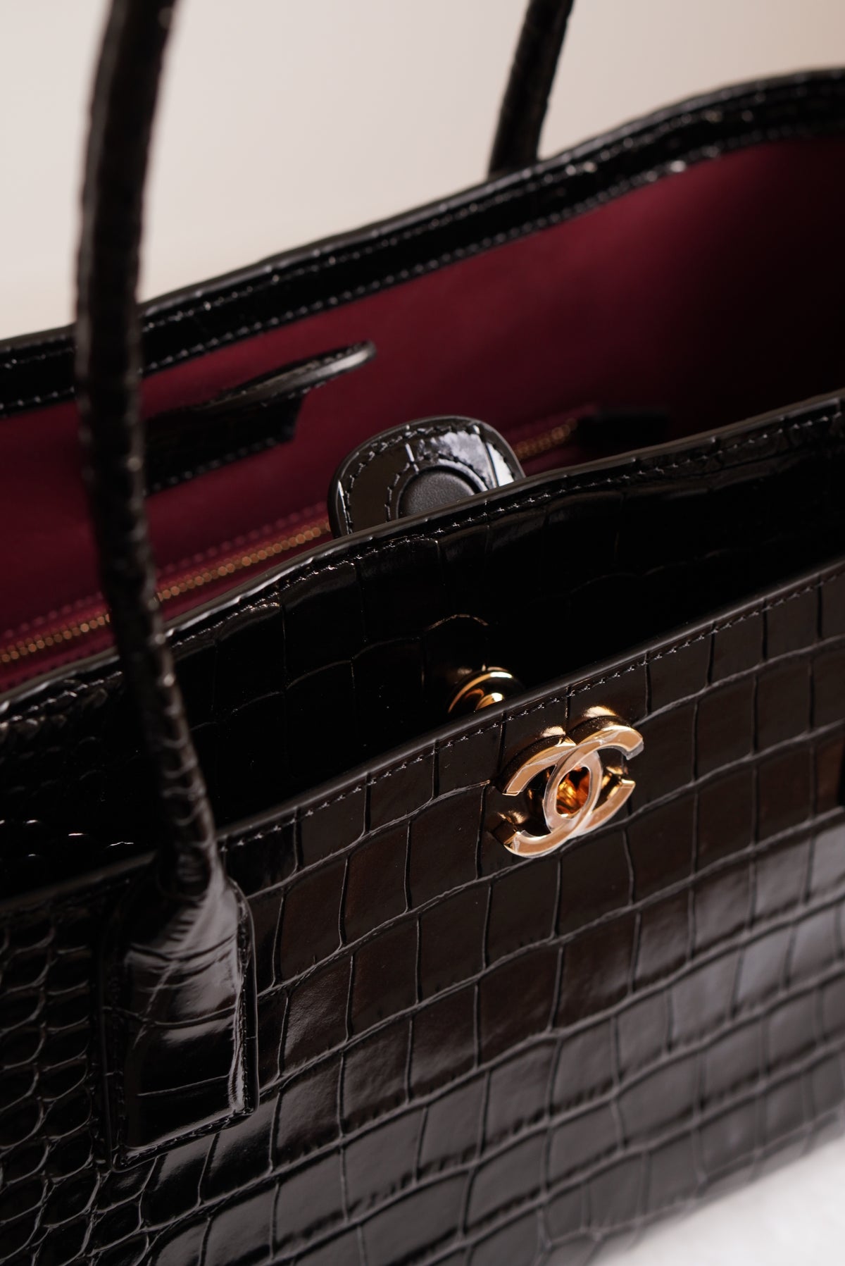CHANEL 26S SMALL TOTE  | BLACK