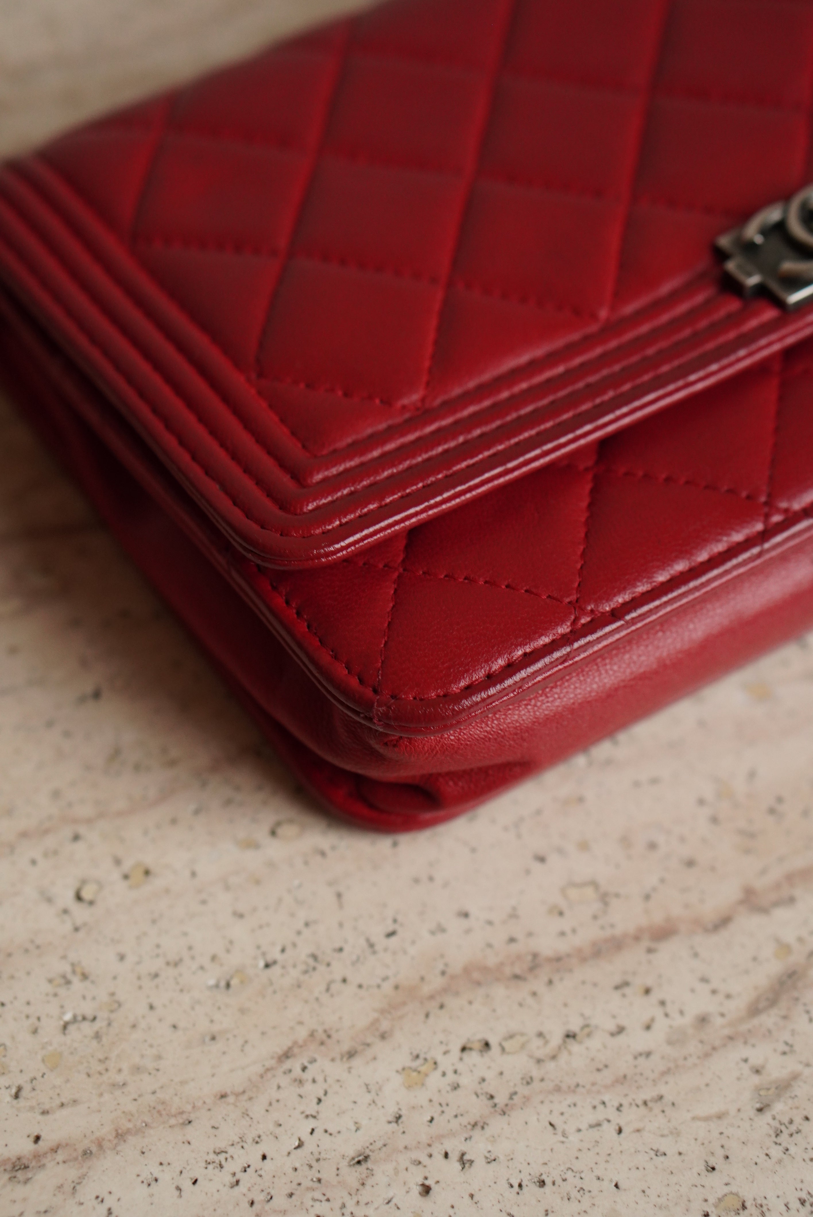 CHANEL BOY WALLET ON CHAIN