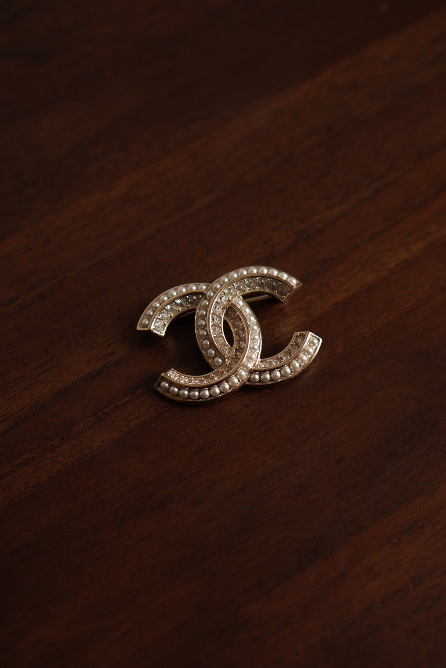 CHANEL BROOCH B20 A
