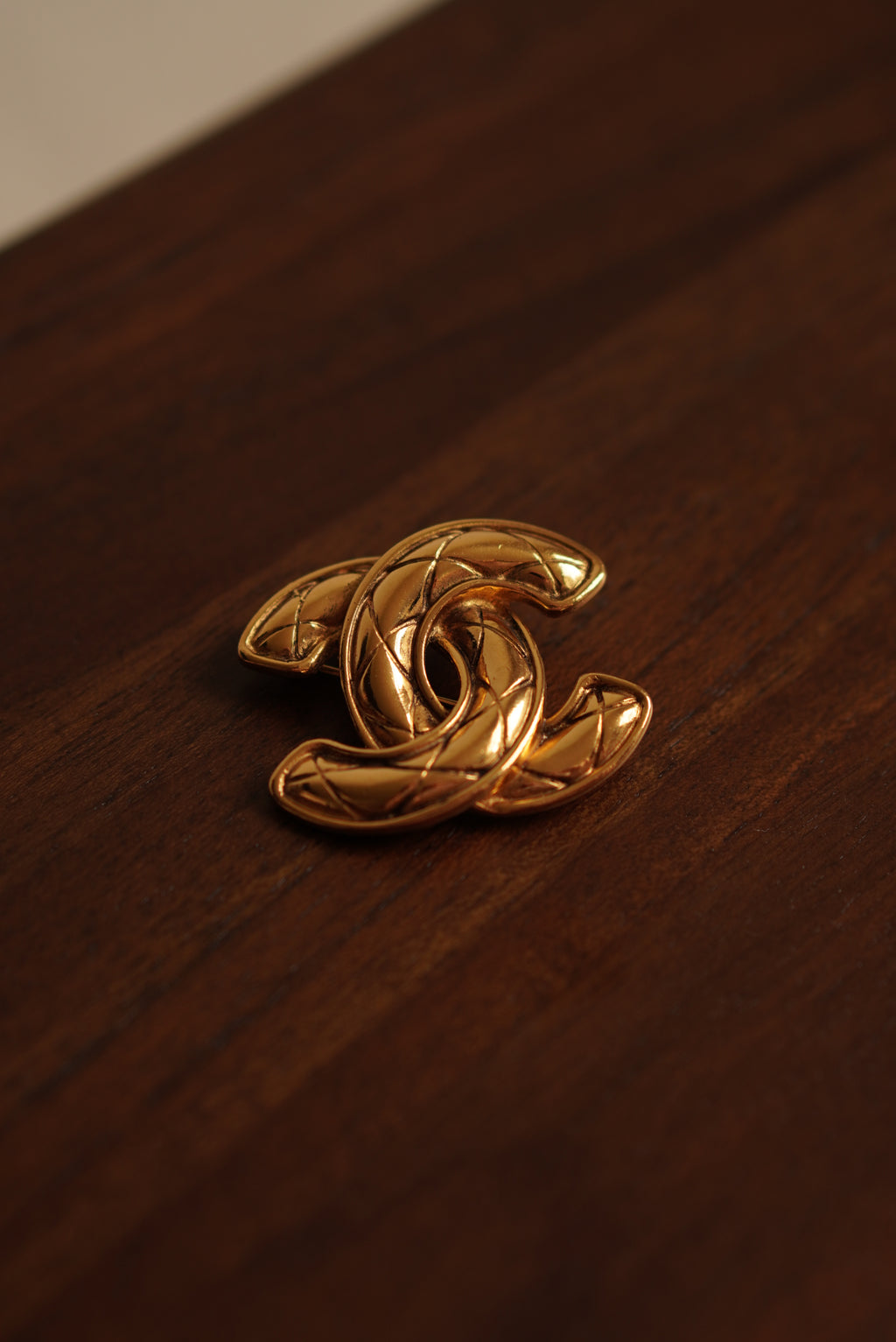 CHANEL BROOCH CC