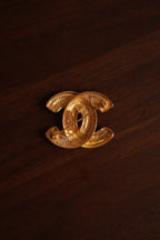 CHANEL BROOCH CC