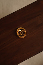 CHANEL BROOCH OVAL