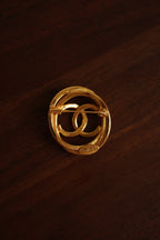 CHANEL BROOCH OVAL