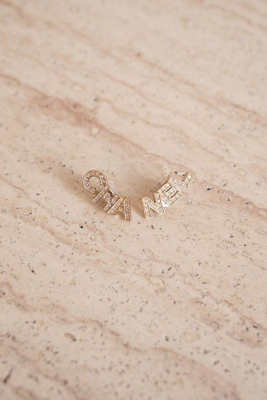 CHANEL EARRINGS A19 B